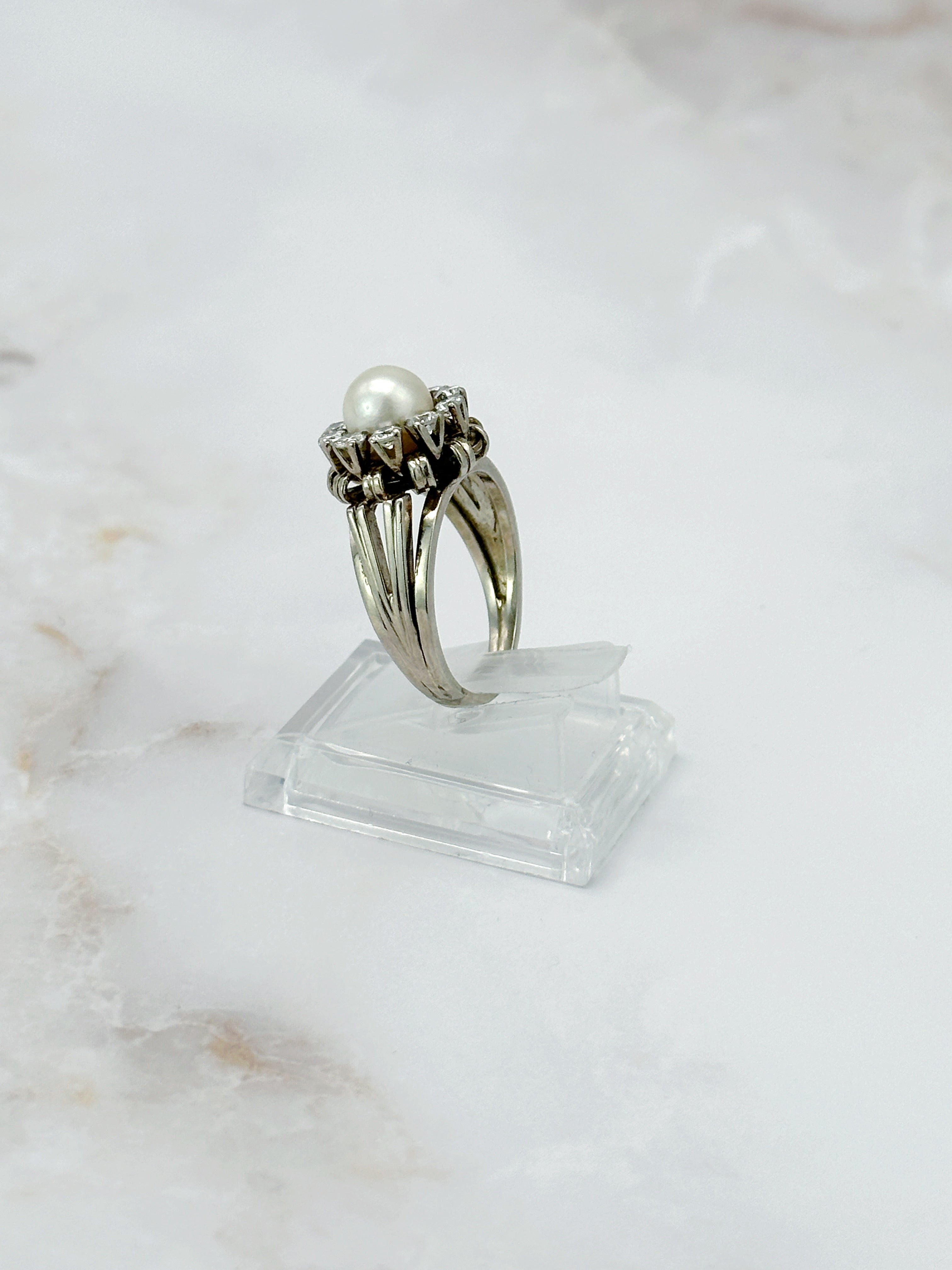 Statement Ring mit Zuchtperle & Diamanten