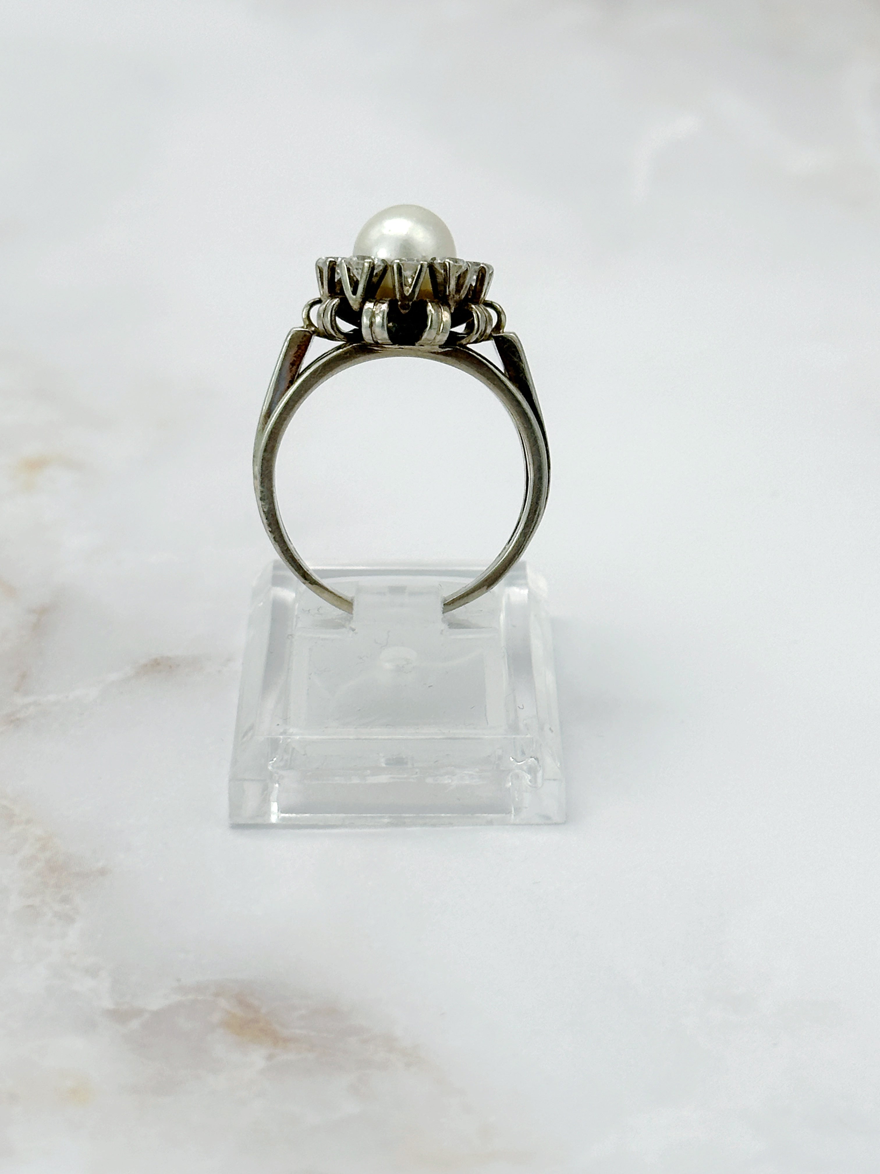 Statement Ring mit Zuchtperle & Diamanten