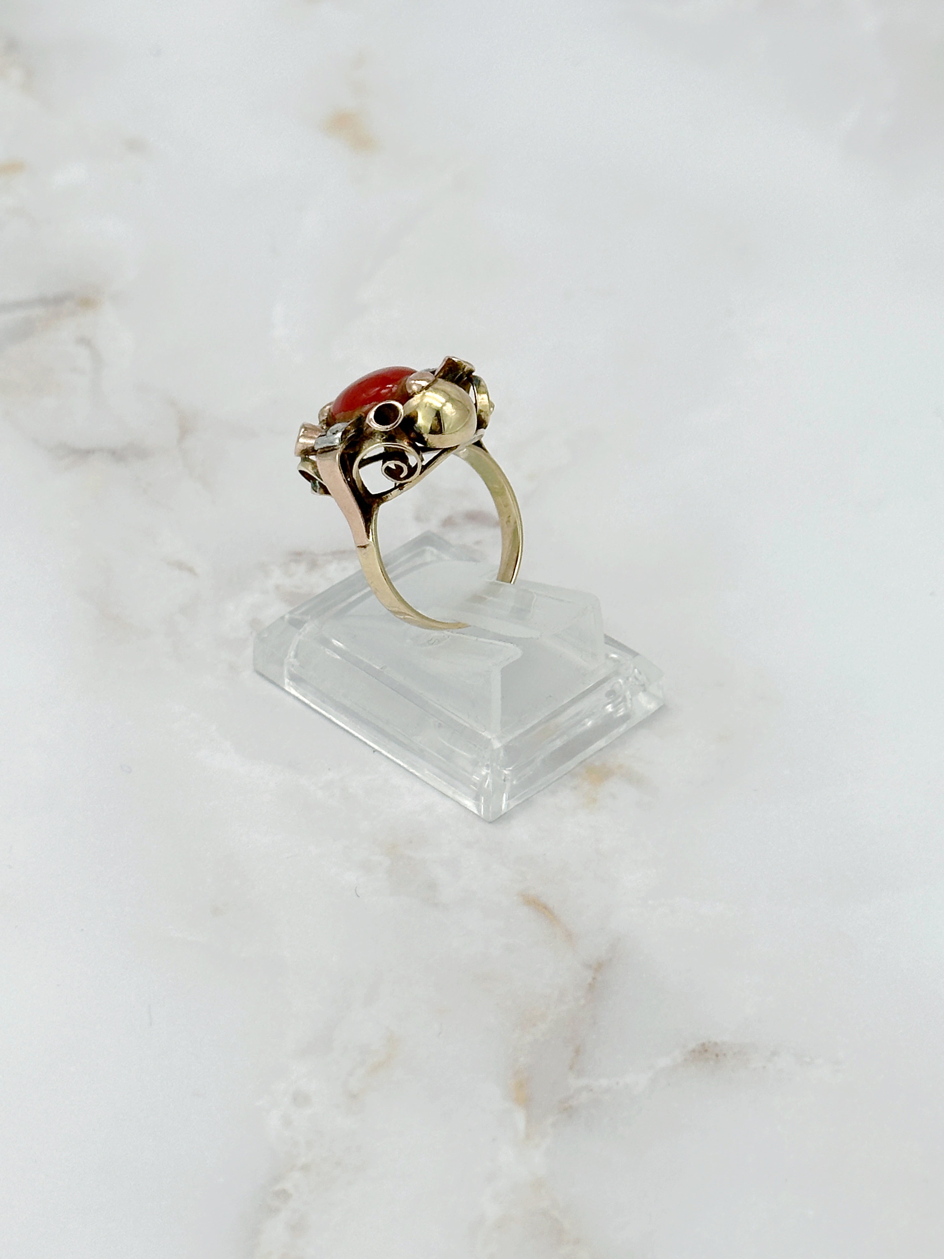 Midcentury Korallen Ring