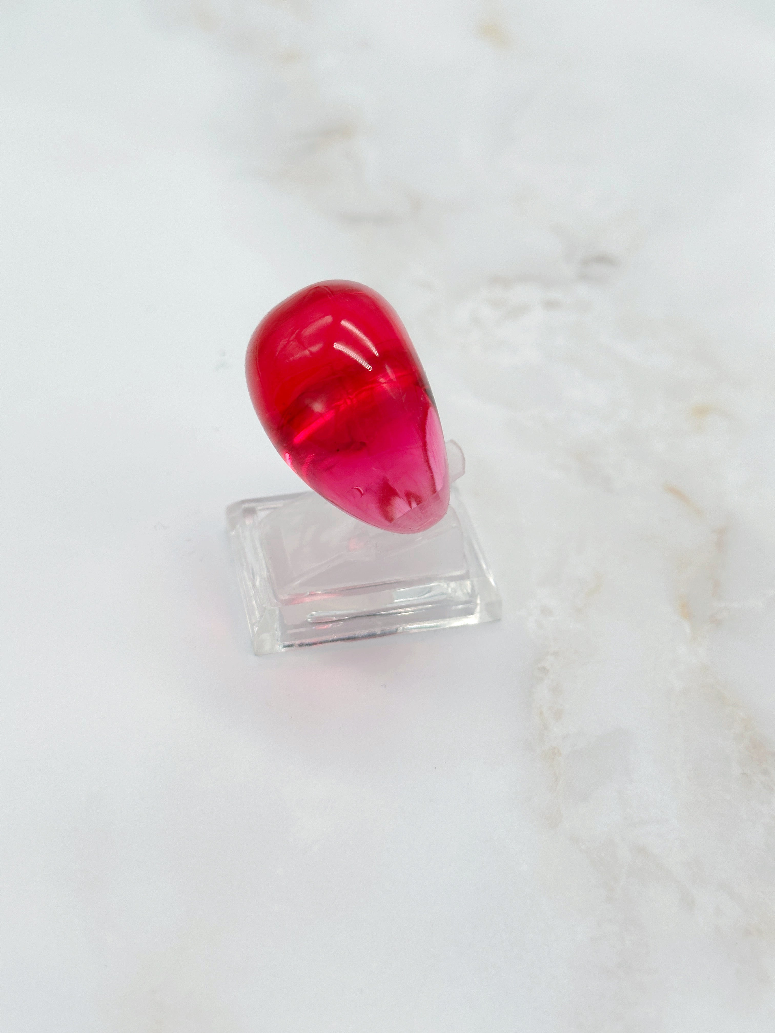 Vintage ring pink