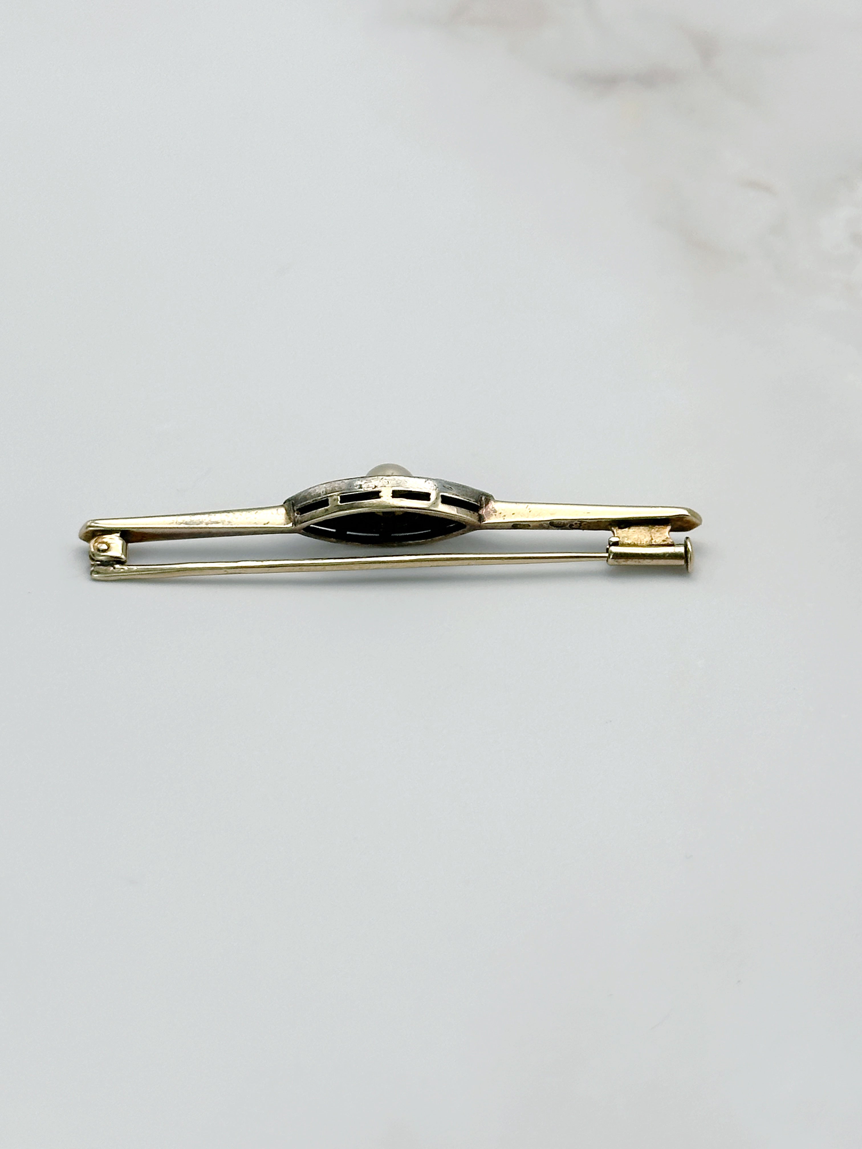 Stabbrosche mit Perle & Diamant