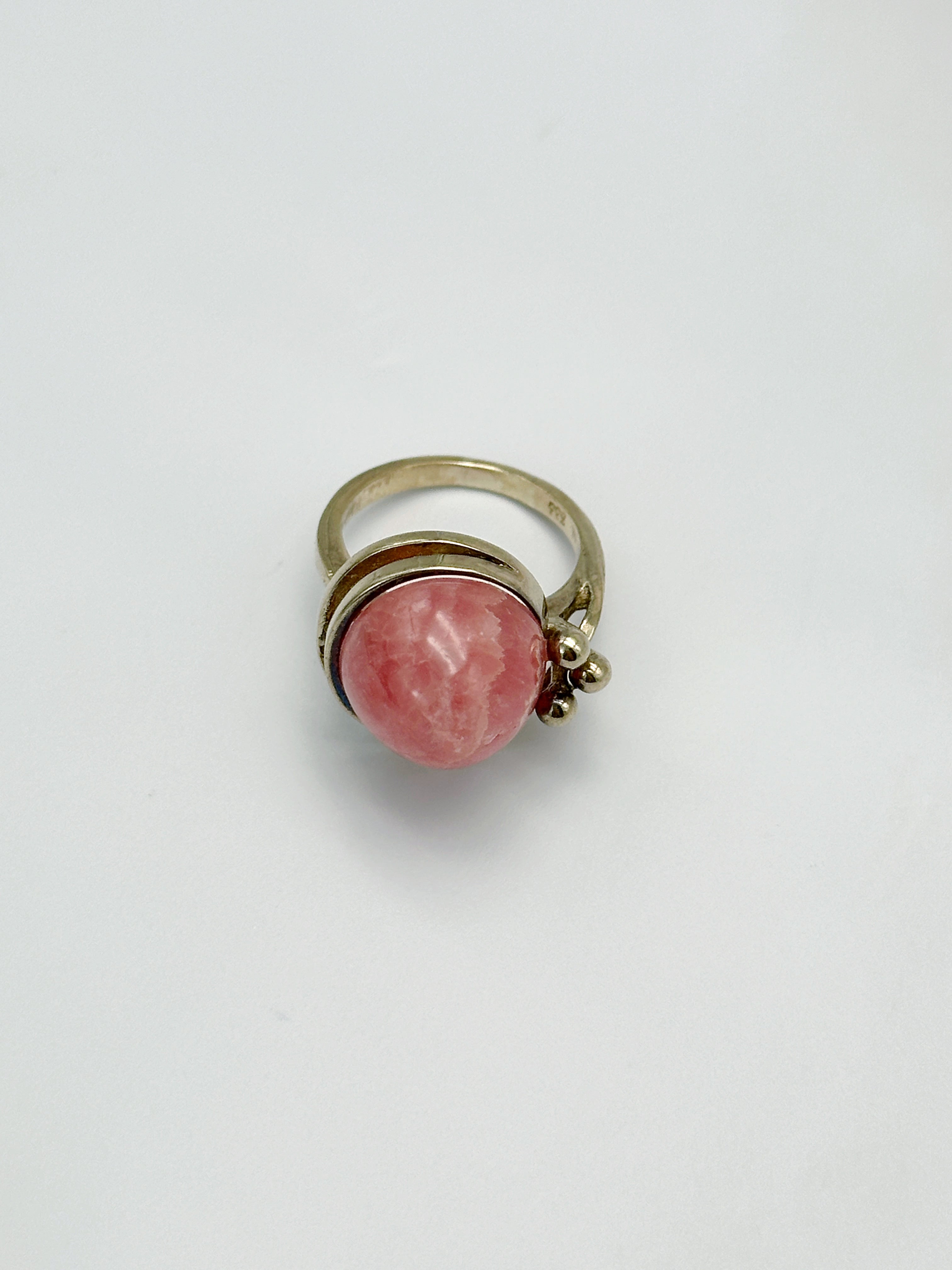 Vintage ring with rhodochrosite