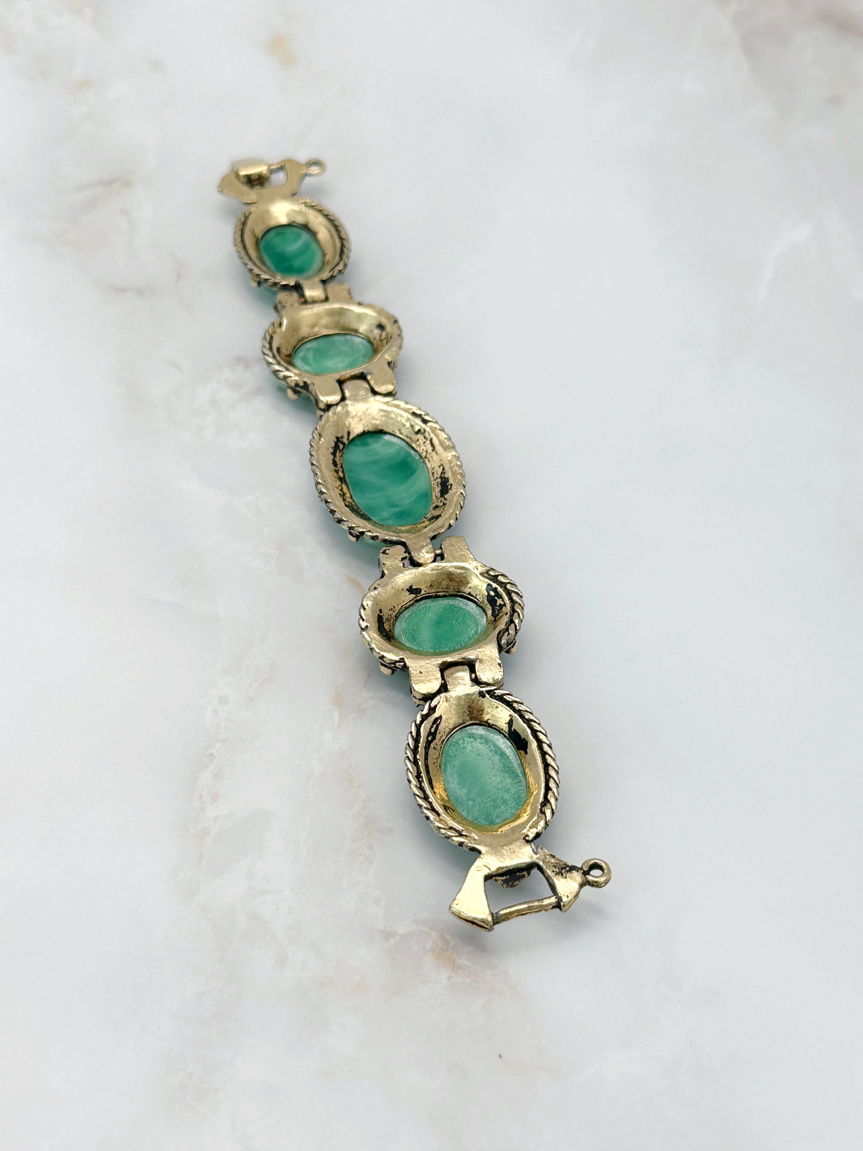 Statement bracelet with malachite lucite