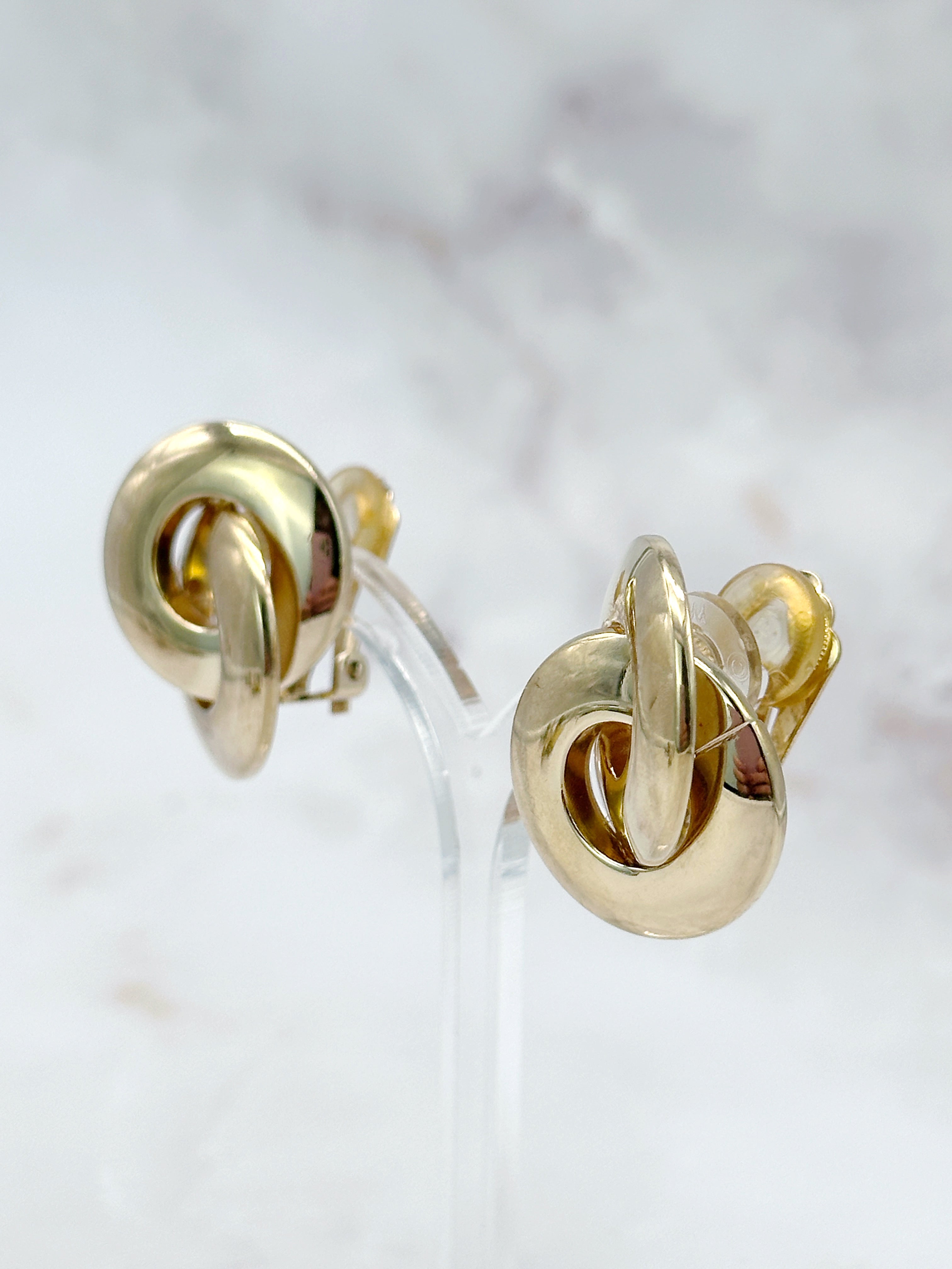 Vintage Ohrclips von Christian Dior in geschlungener Form