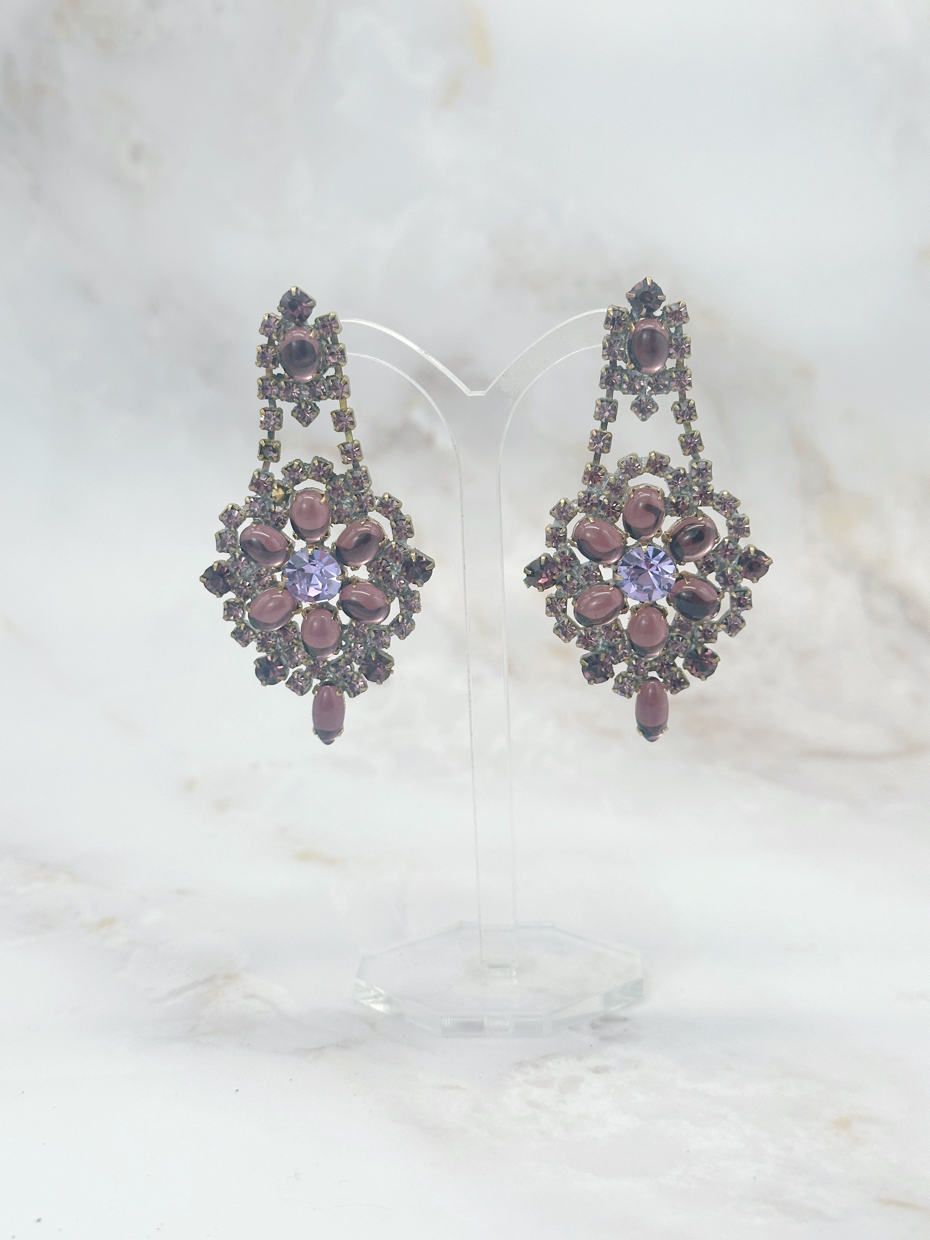Prächtige Statement Ohrhänger in Rosé & Violett Tönen