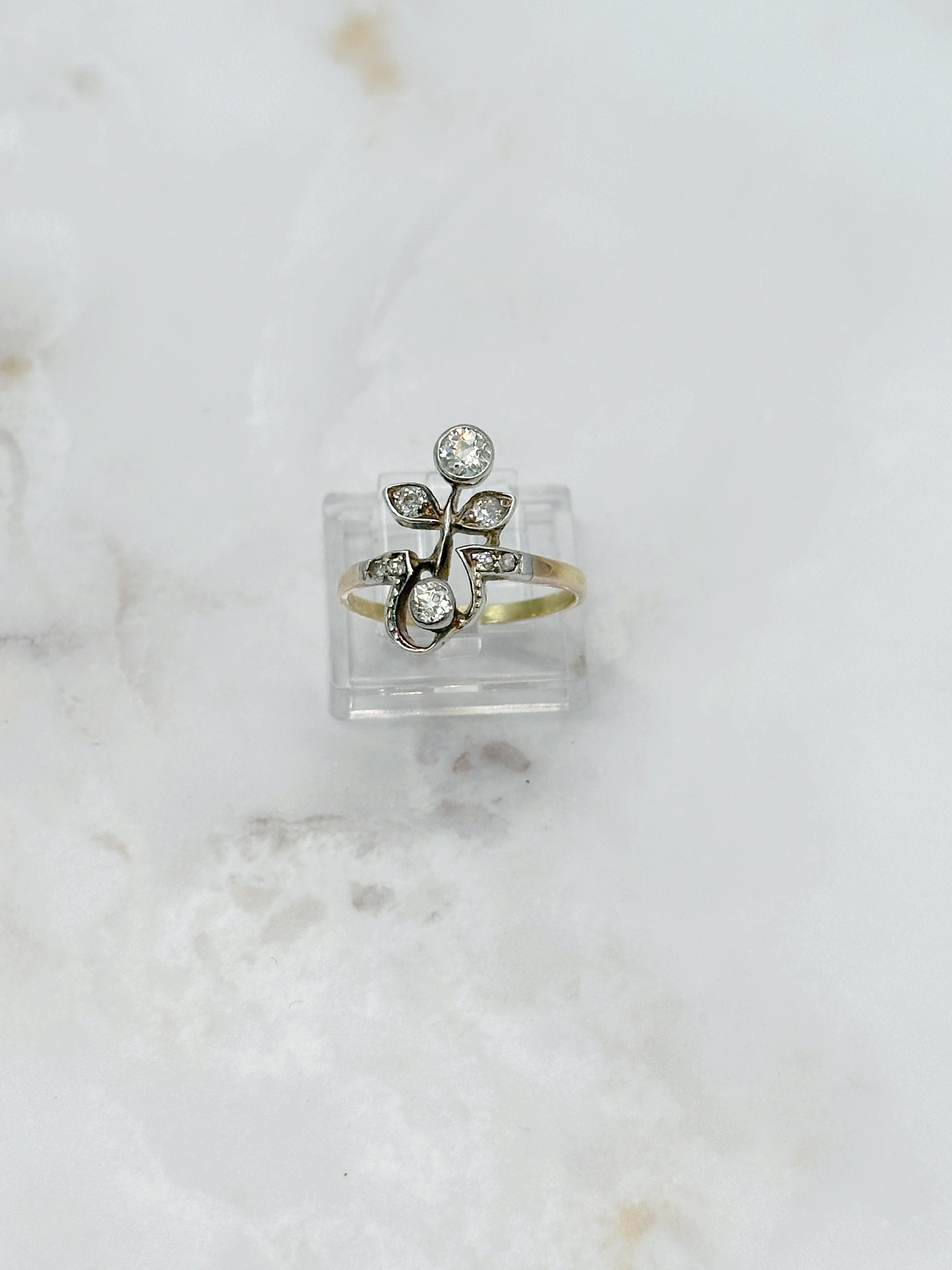 Antiker Jugendstil Ring Gold mit Altschliffdiamanten