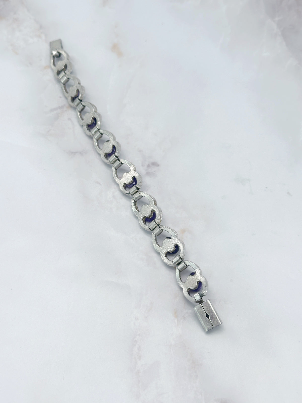 Vintage Armband mit Amethyst und silberfarbenen Gliedern