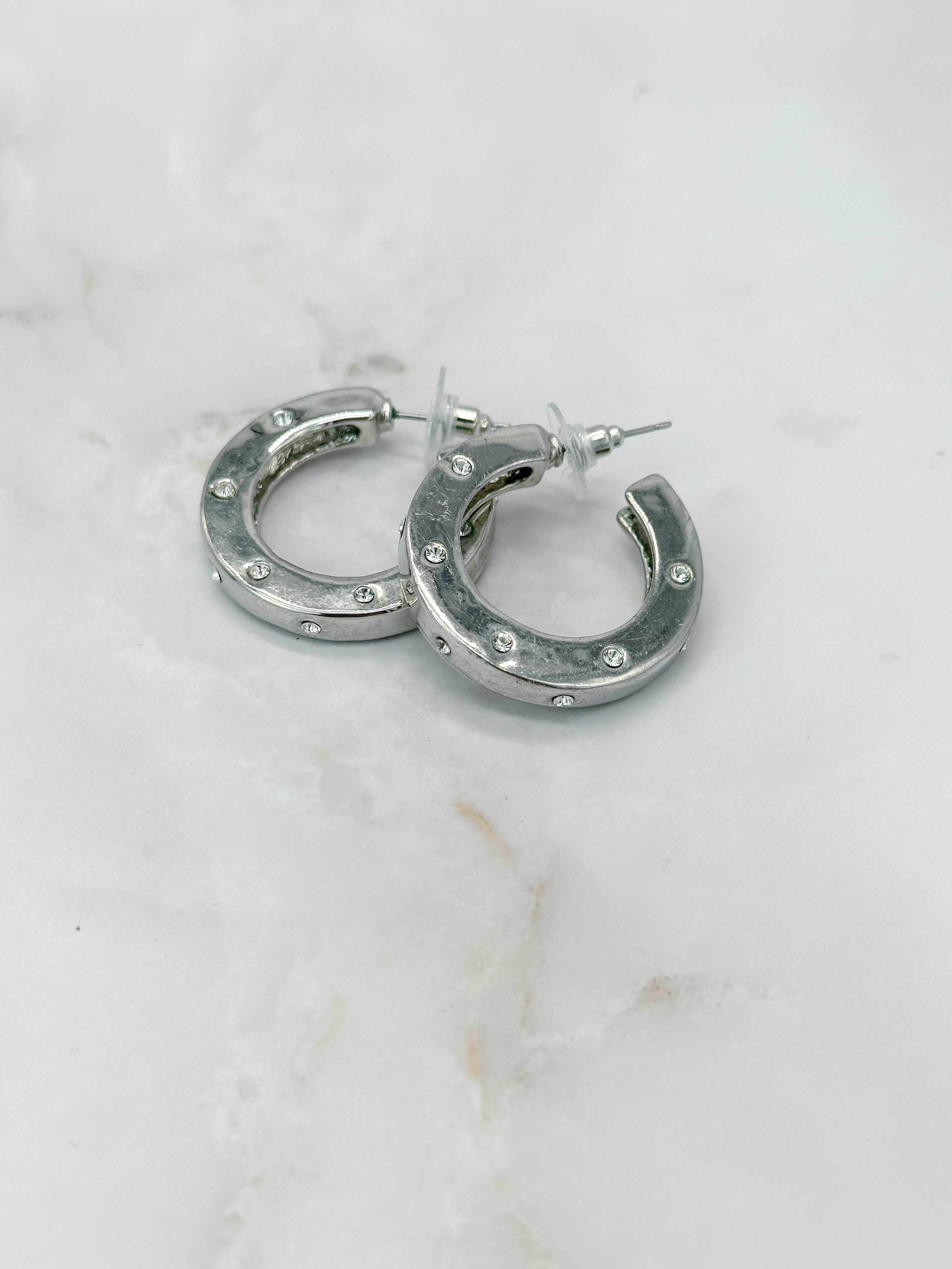 Vintage Creolen rhodiniert mit funkelndem Strass