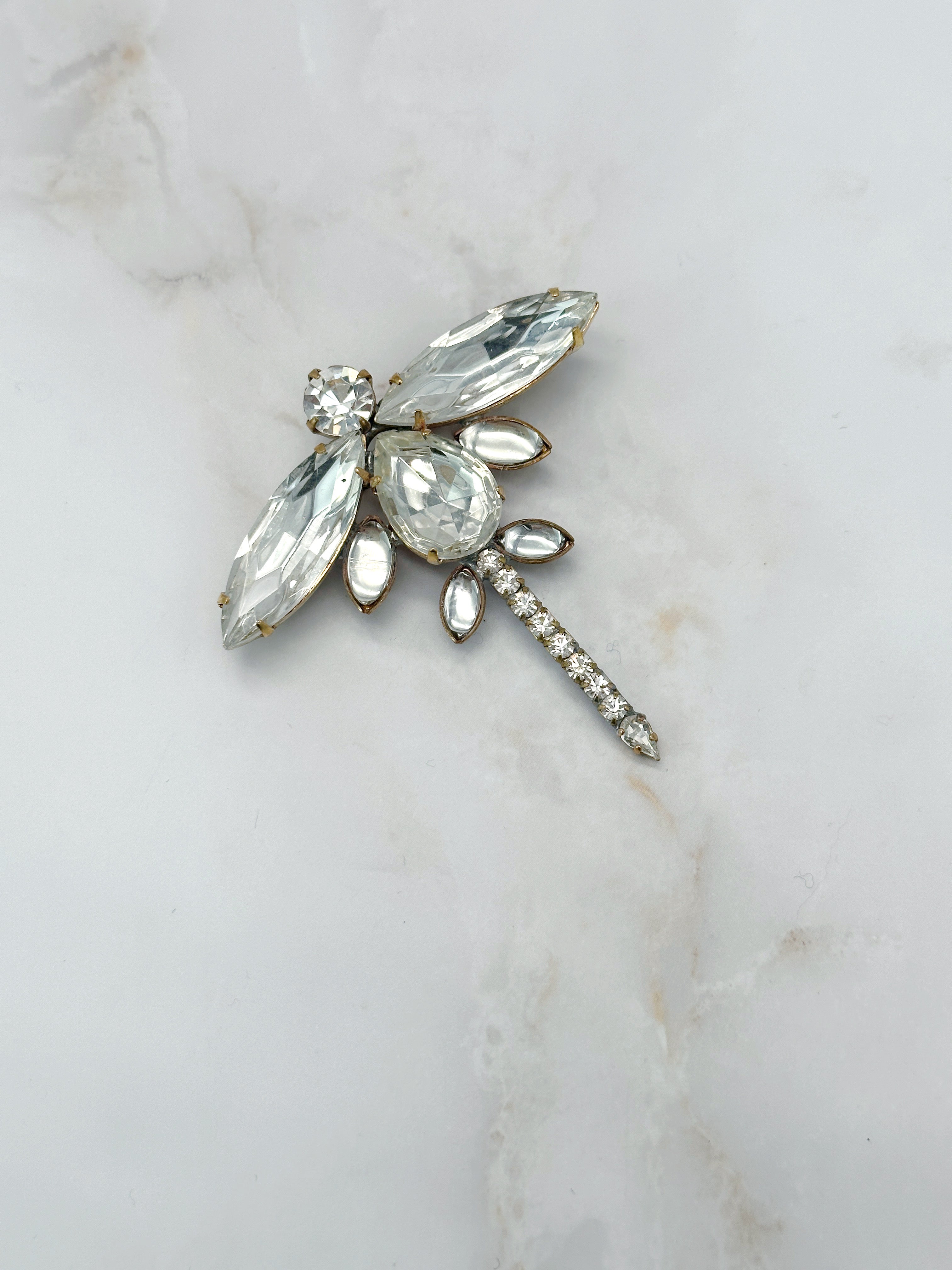 Funkelnde Gablonzer Brosche Libelle