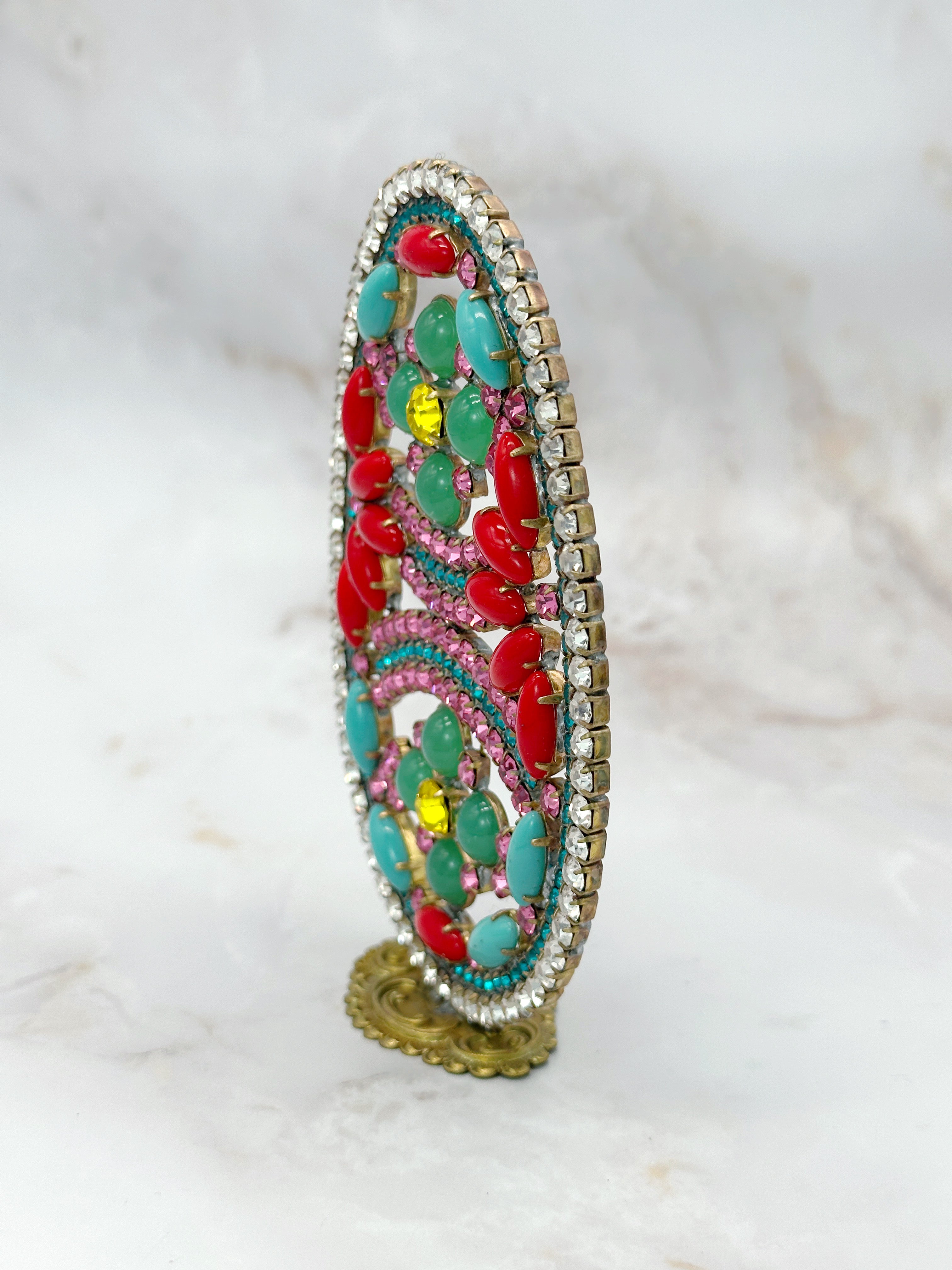 Prachtvolles Gablonzer Osterei handgefertigt mit geschliffenen Glassteinen