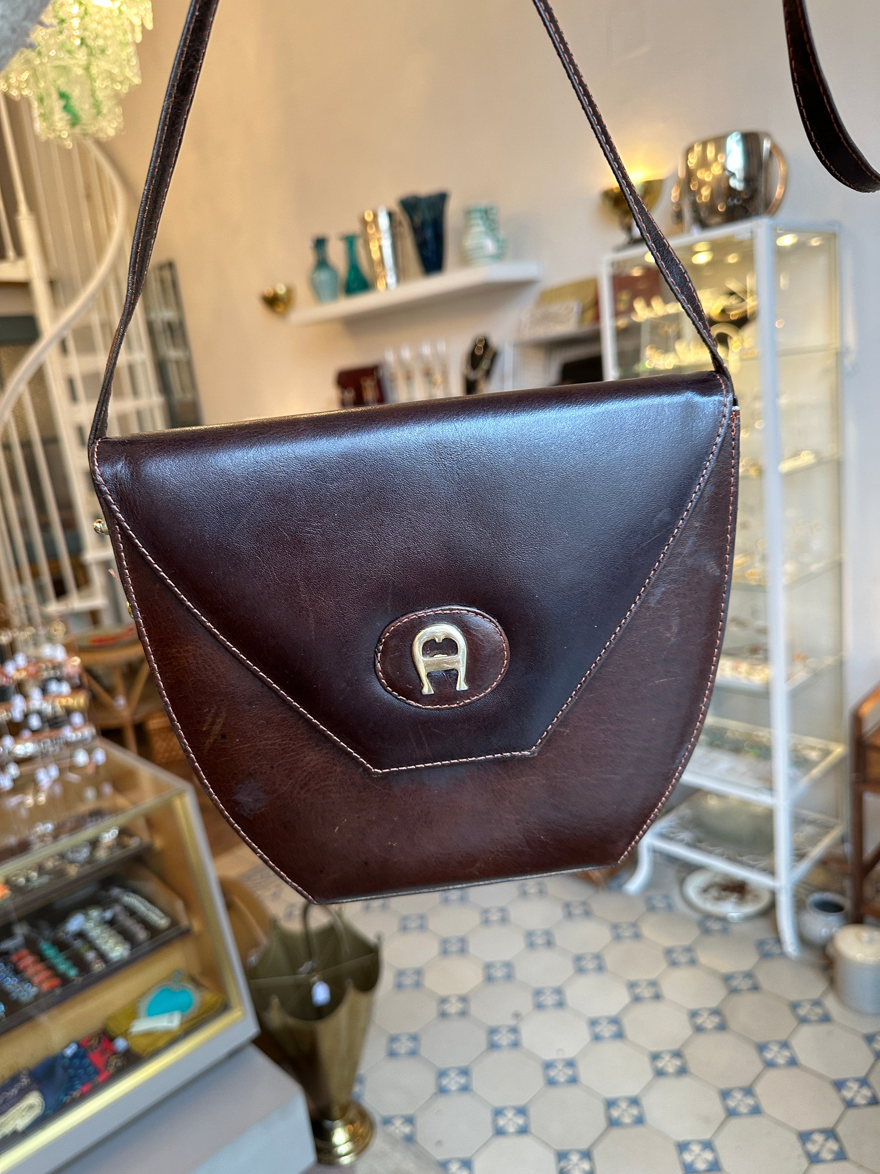 Vintage Aigner handbag in dark brown