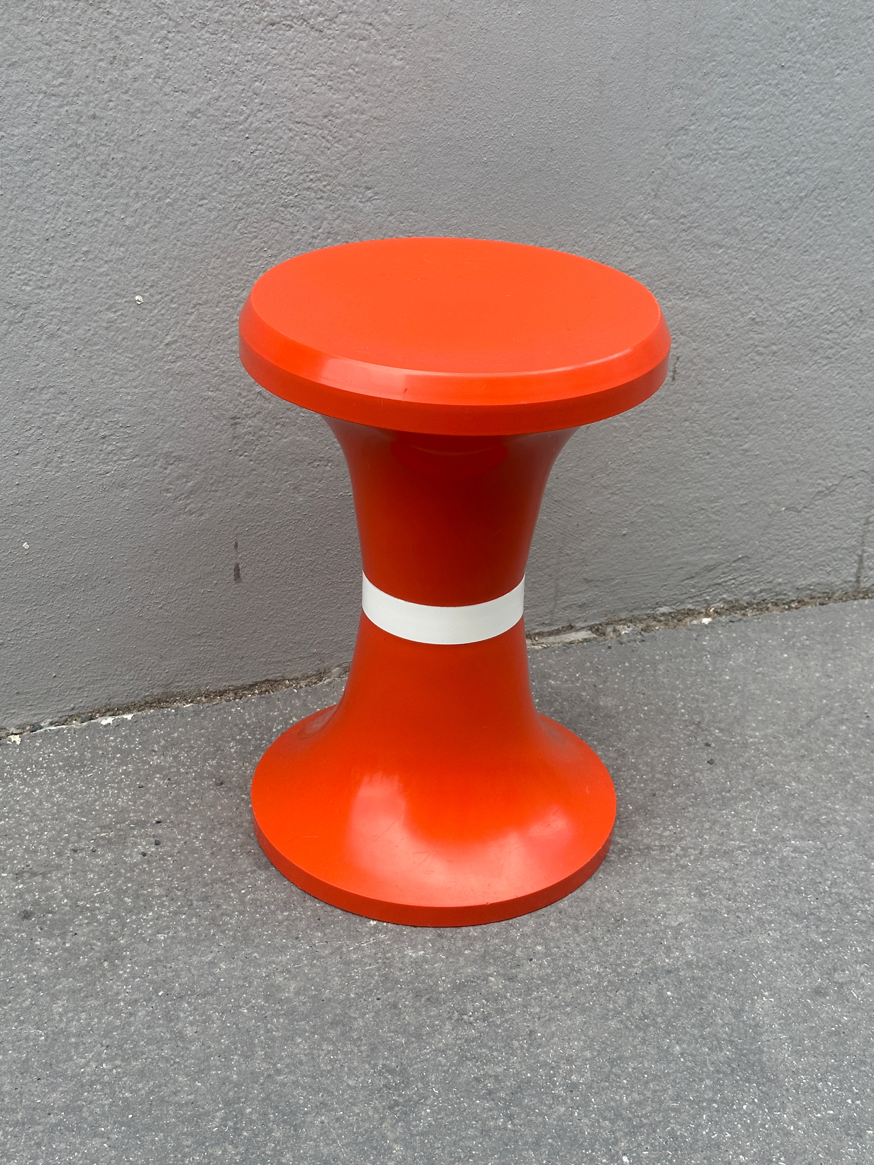 Vintage Hocker im Tam Tam Stil aus der Space Age Ära
