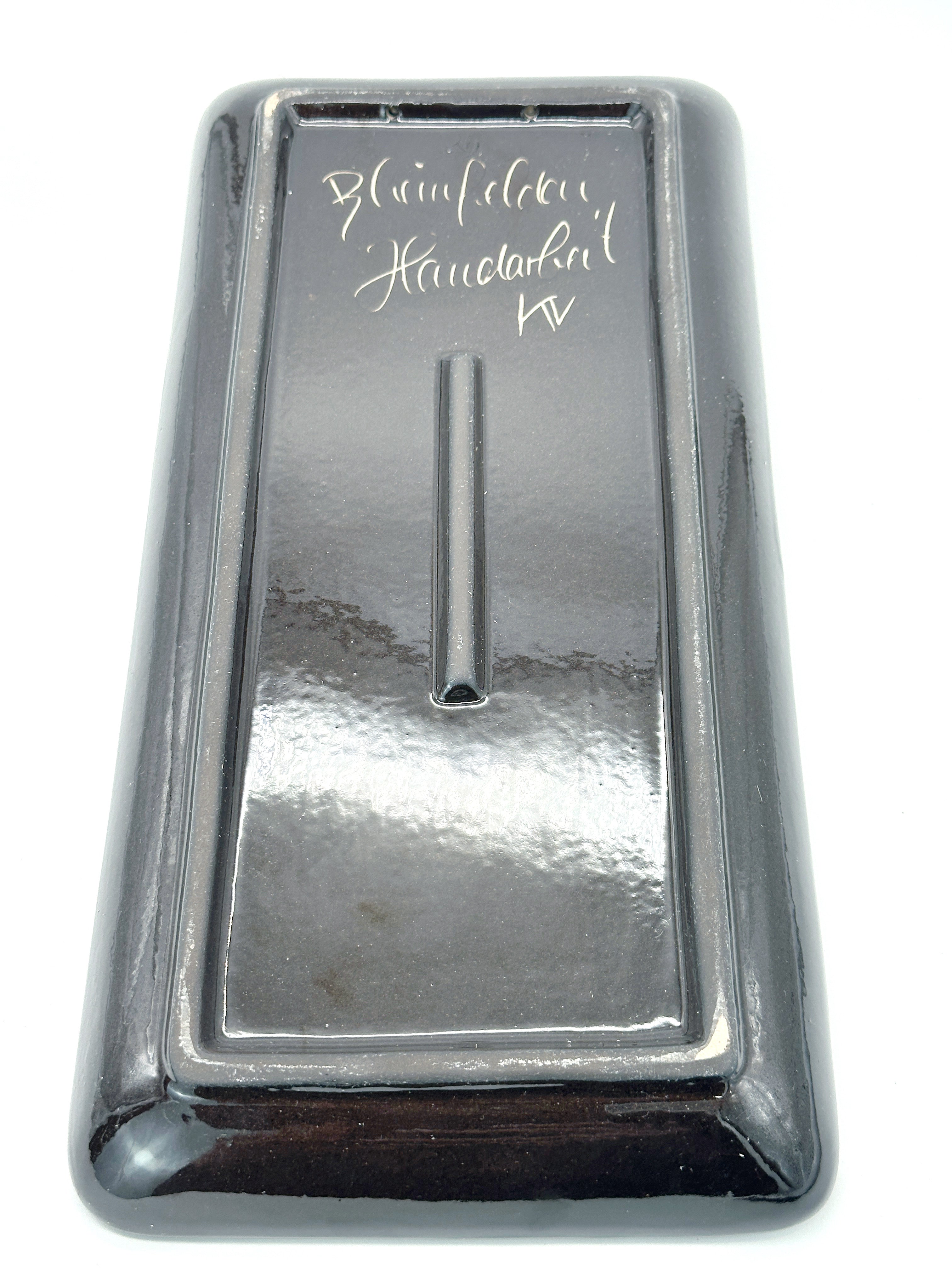 Vintage Servierplatte mit Mädchenmotiv Rheinfelder Handarbeit um 1950