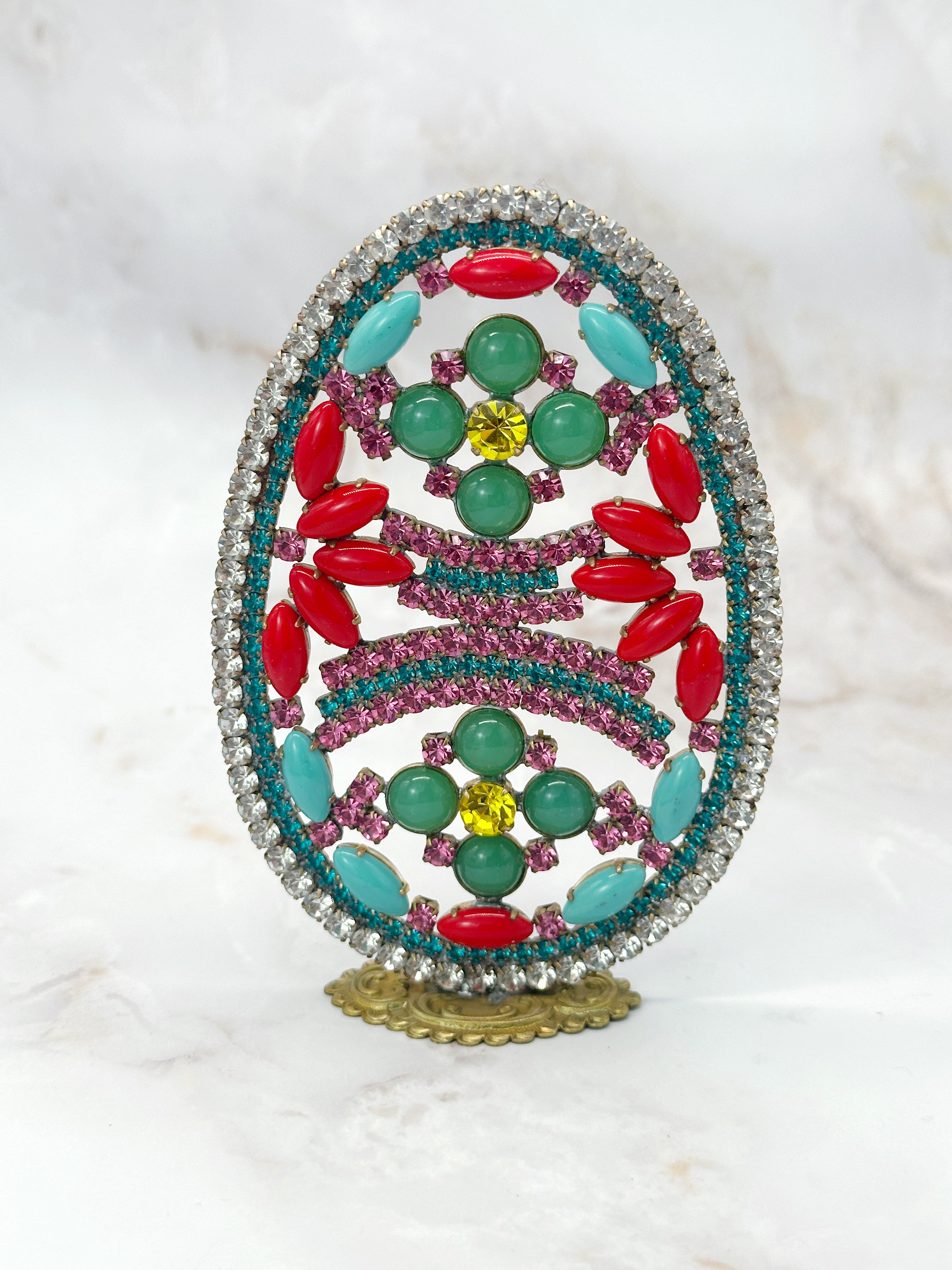 Prachtvolles Gablonzer Osterei handgefertigt mit geschliffenen Glassteinen