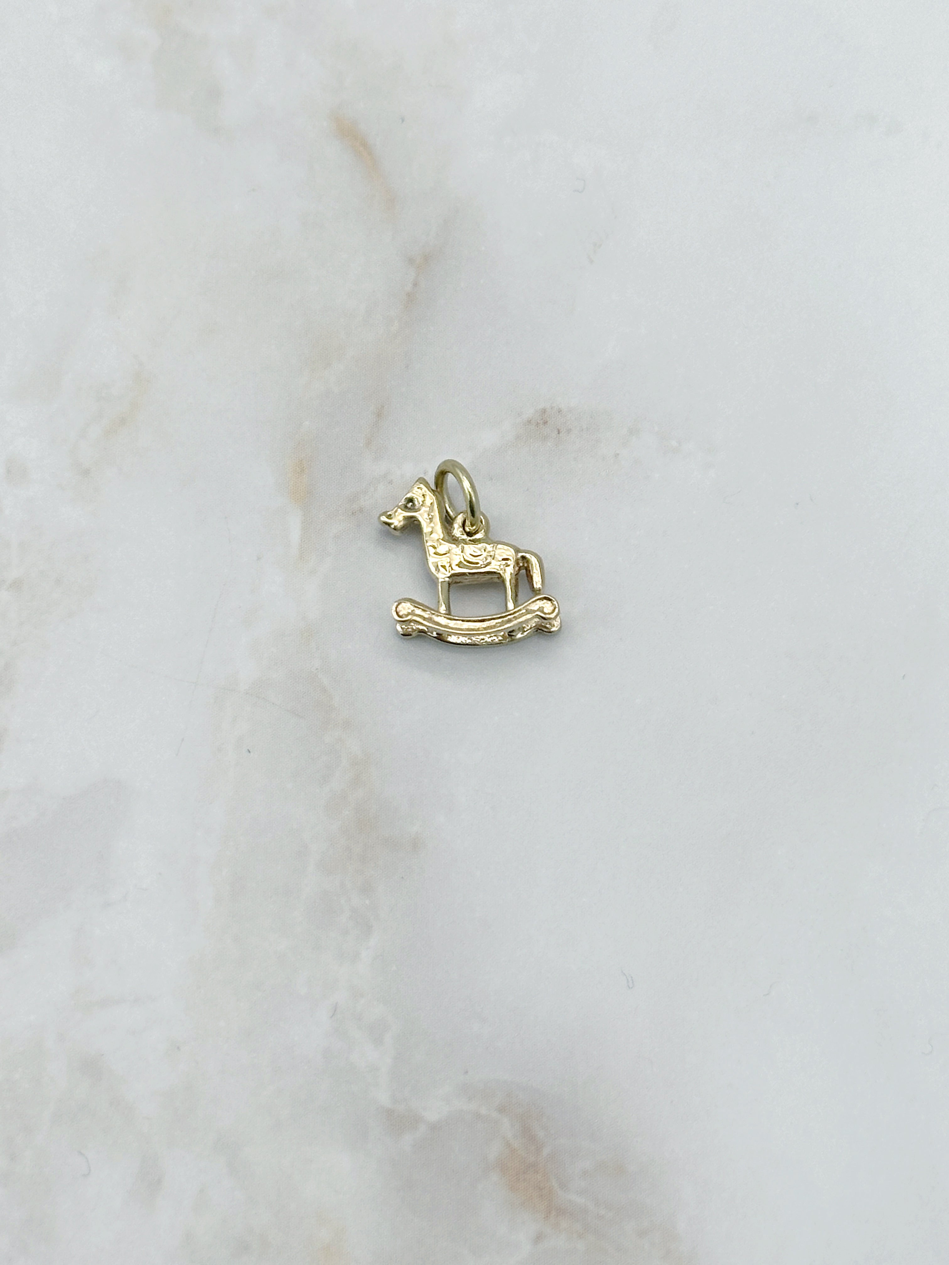 Vintage Schaukelpferd Anhänger in 585 Gelbgold