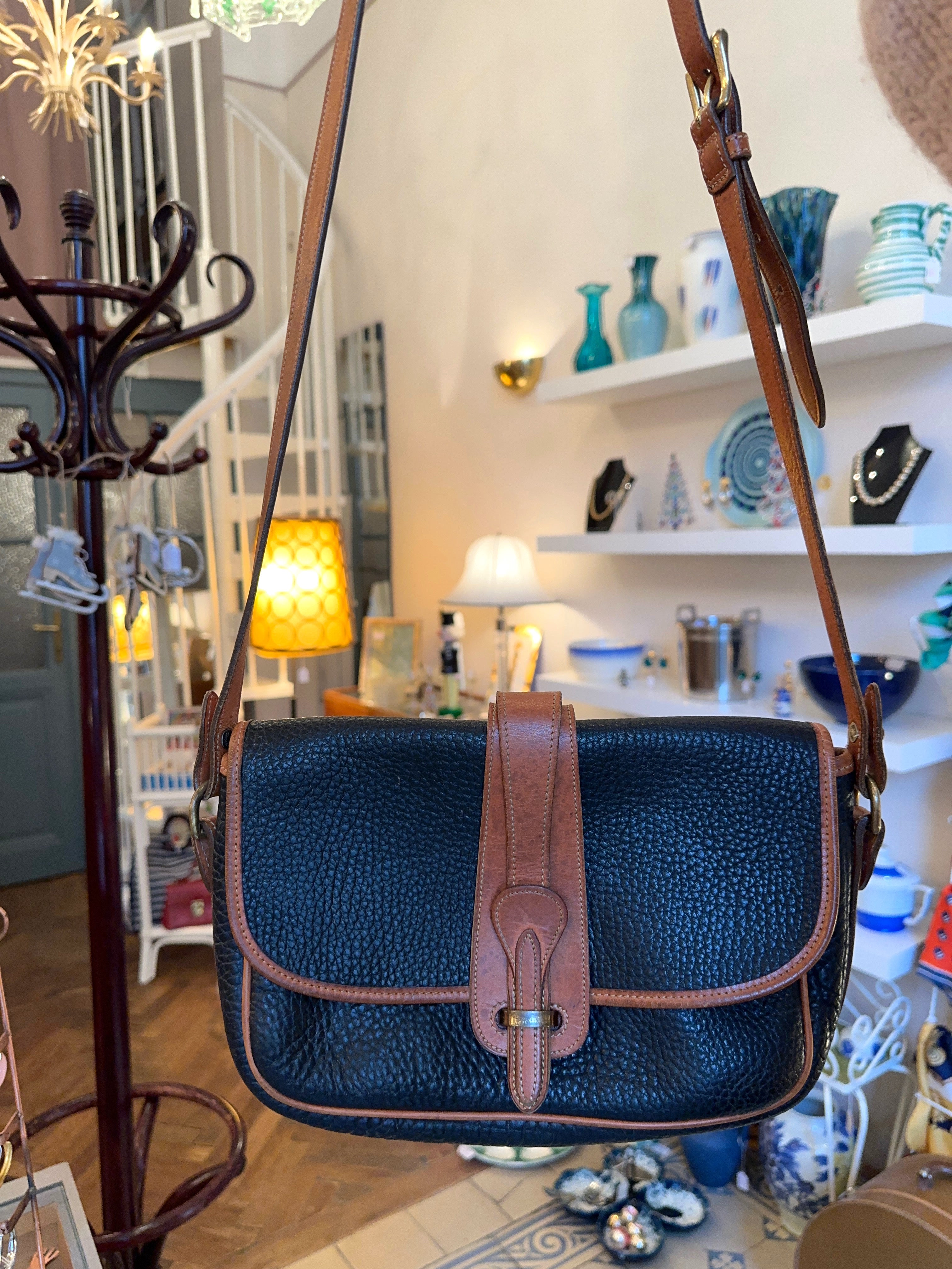 Vintage handbag Dooney &amp; Bourke