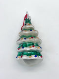 Mundgeblasener Christbaumanhänger aus Glas – grüner Weihnachtsbaum mit Glitzer und Punkten