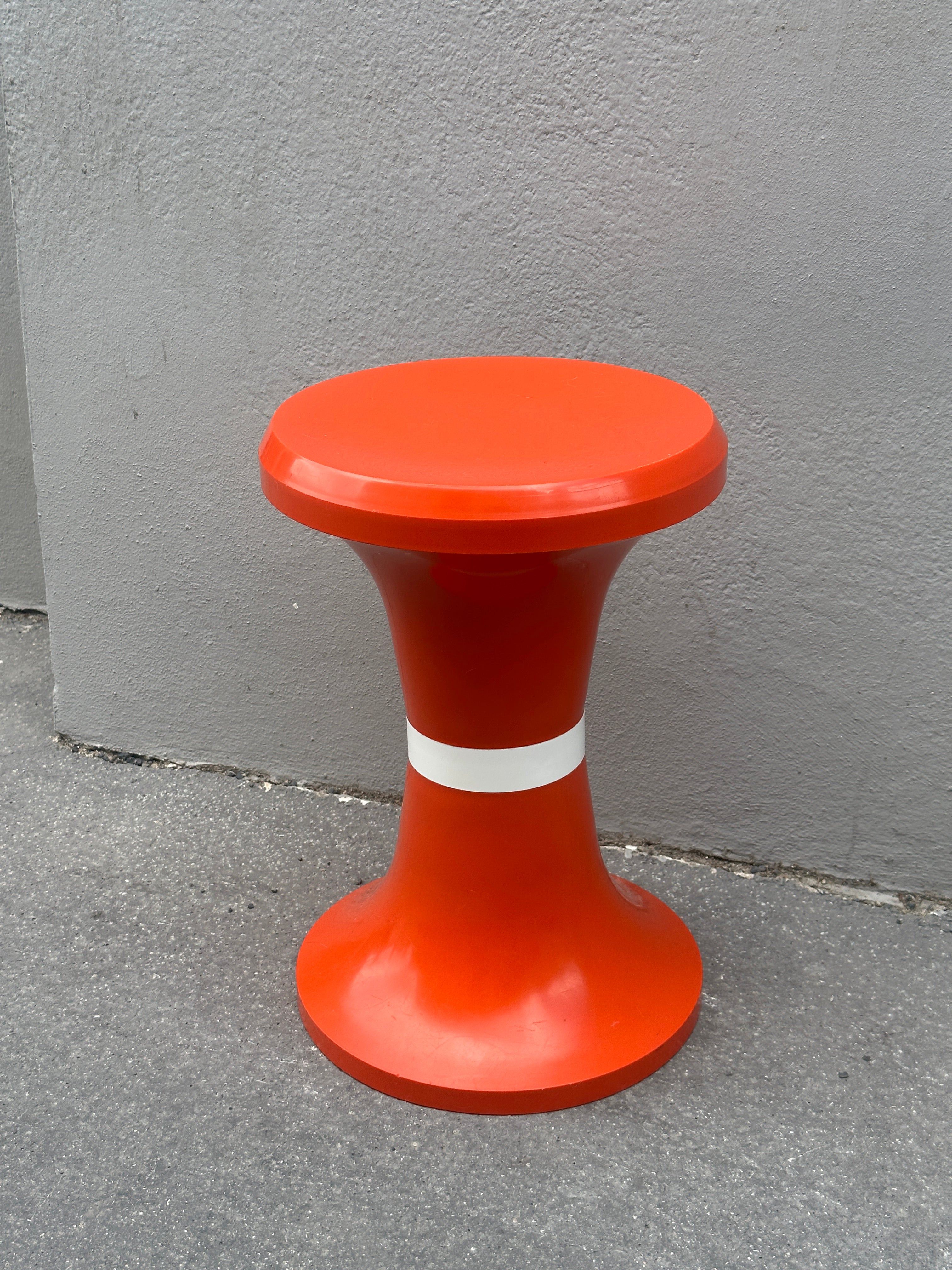 Vintage Hocker im Tam Tam Stil aus der Space Age Ära