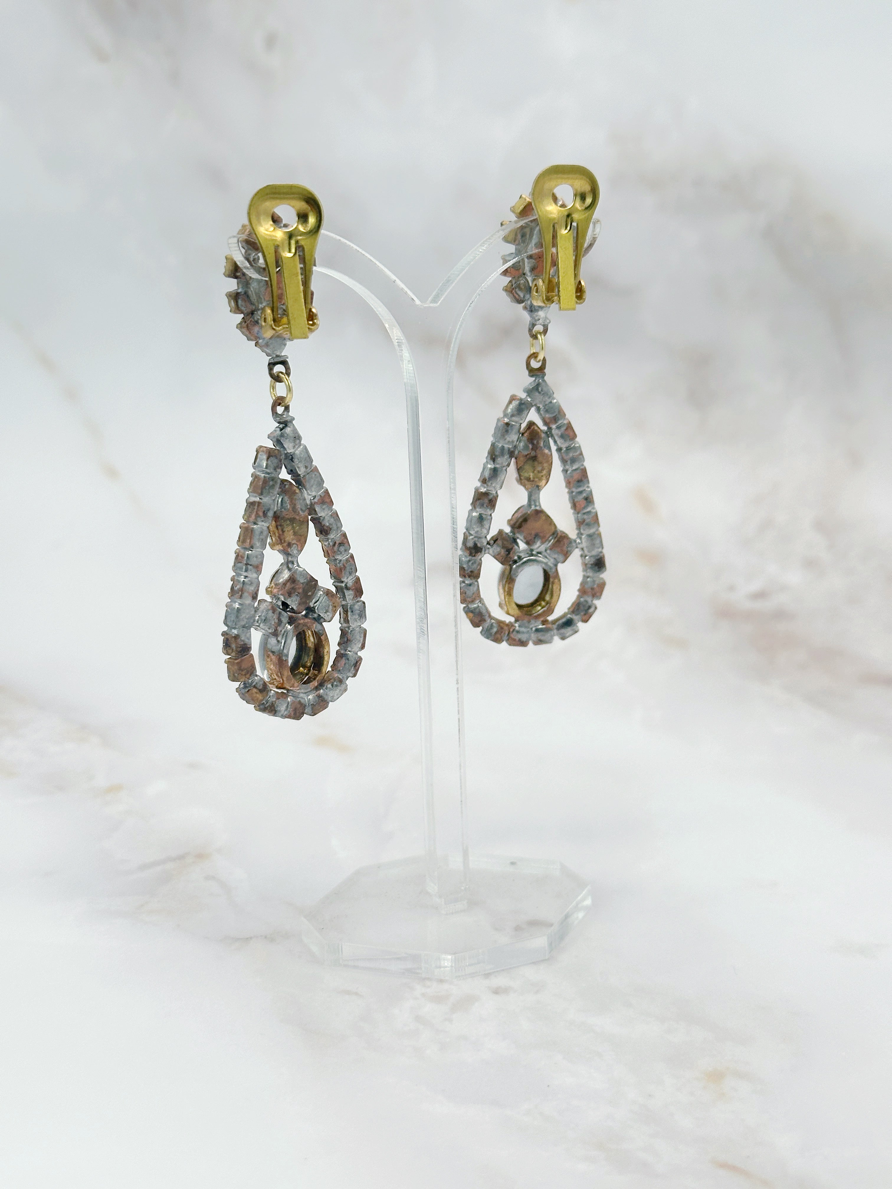 Glamouröse Chandelier Clip-Ohrhänger mit böhmischen Glaskristallen