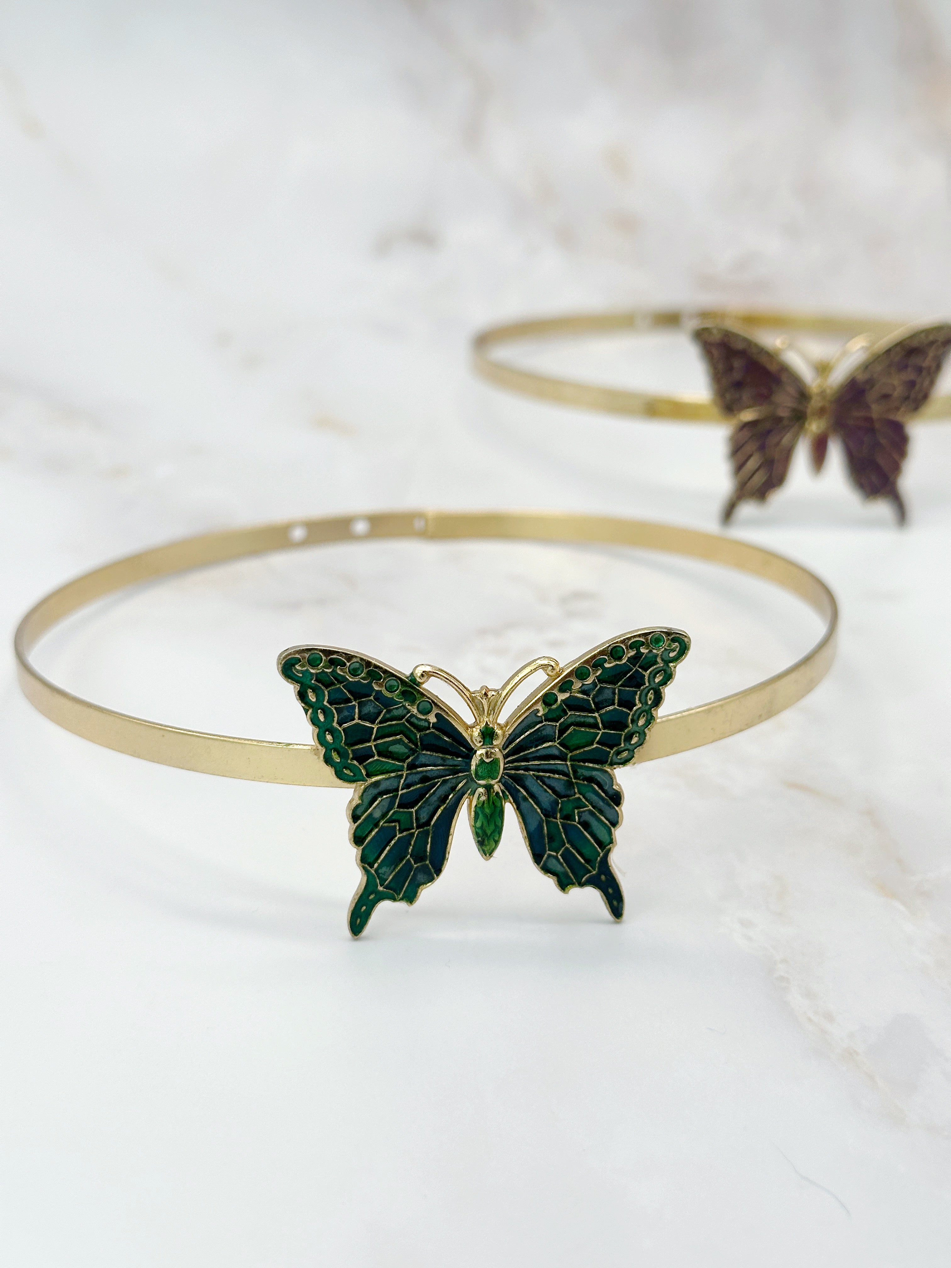 Vintage Choker mit Schmetterling-Anhänger in Grün oder Lila