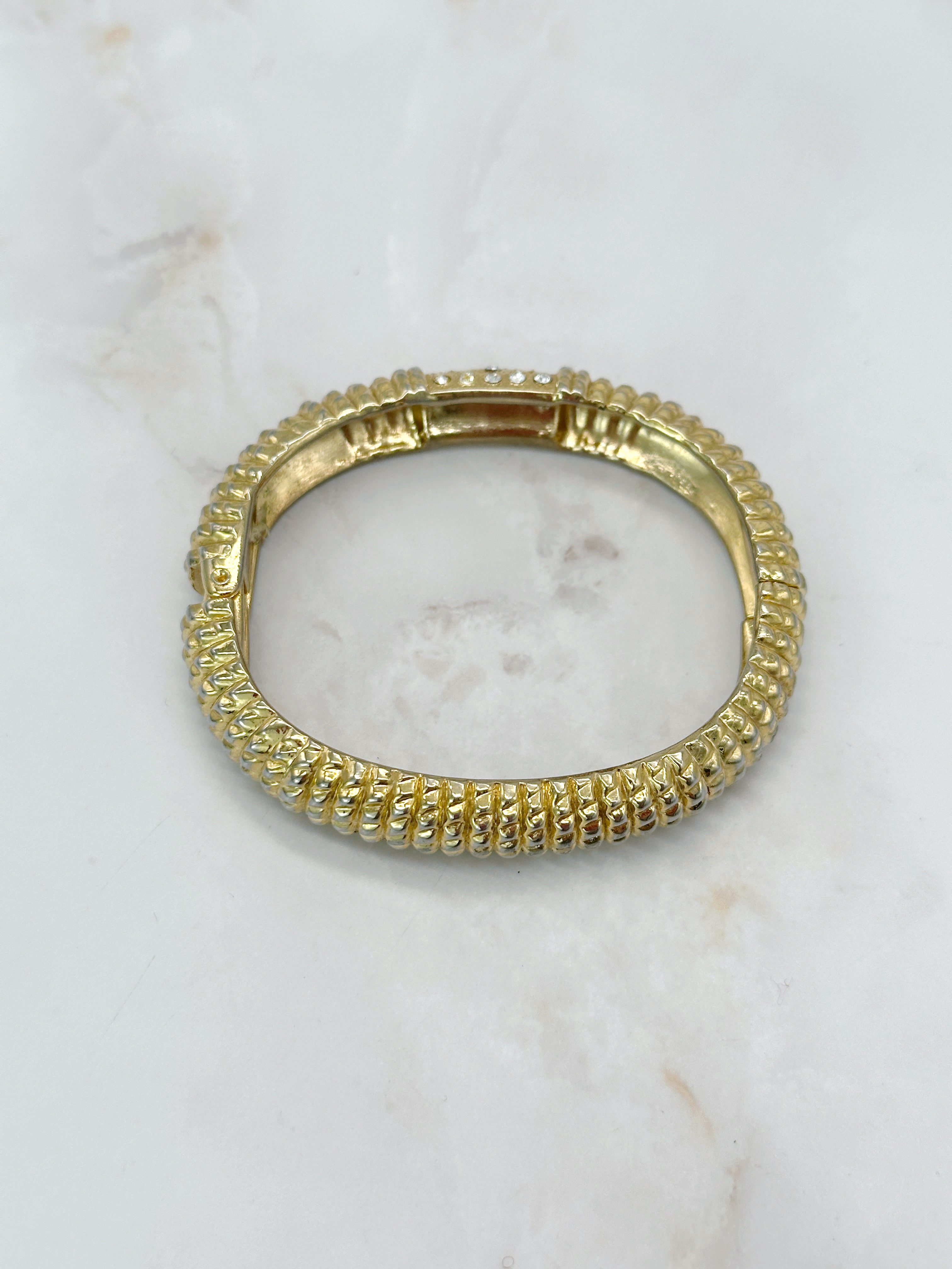 Vintage bangle with rhinestone shine