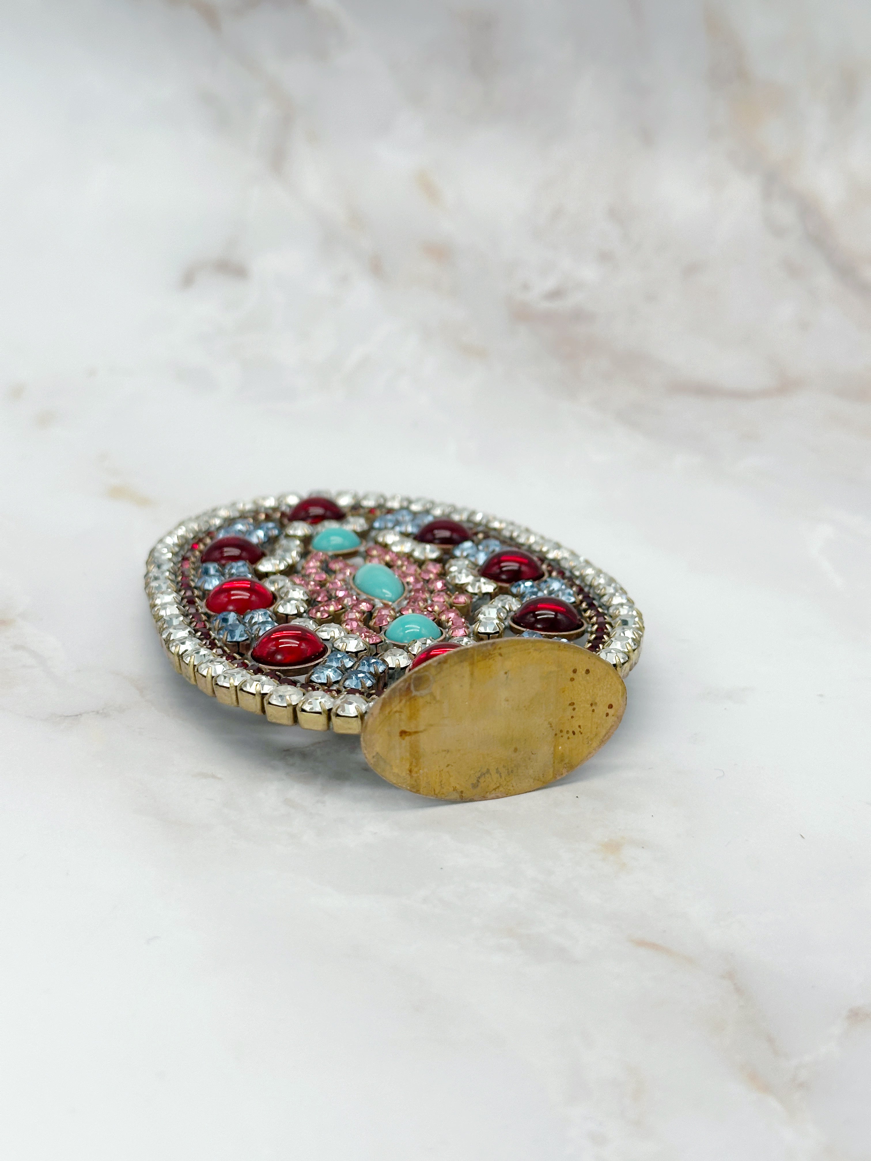 Handgefertigtes Gablonzer Osterei in Rot und Türkisblau zum Aufstellen