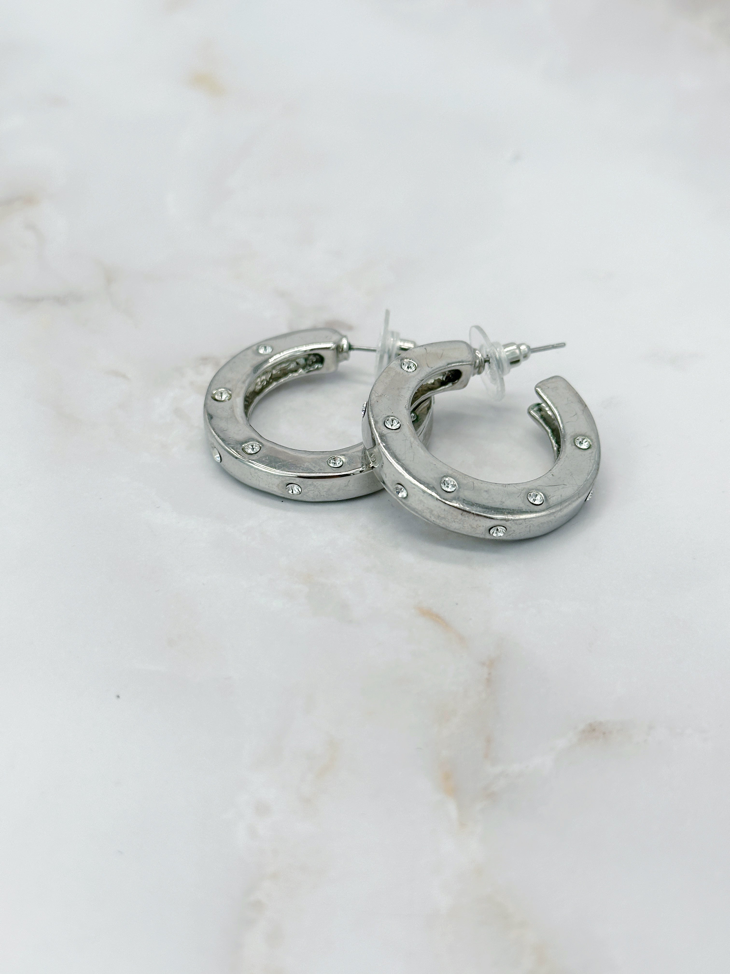 Vintage Creolen rhodiniert mit funkelndem Strass