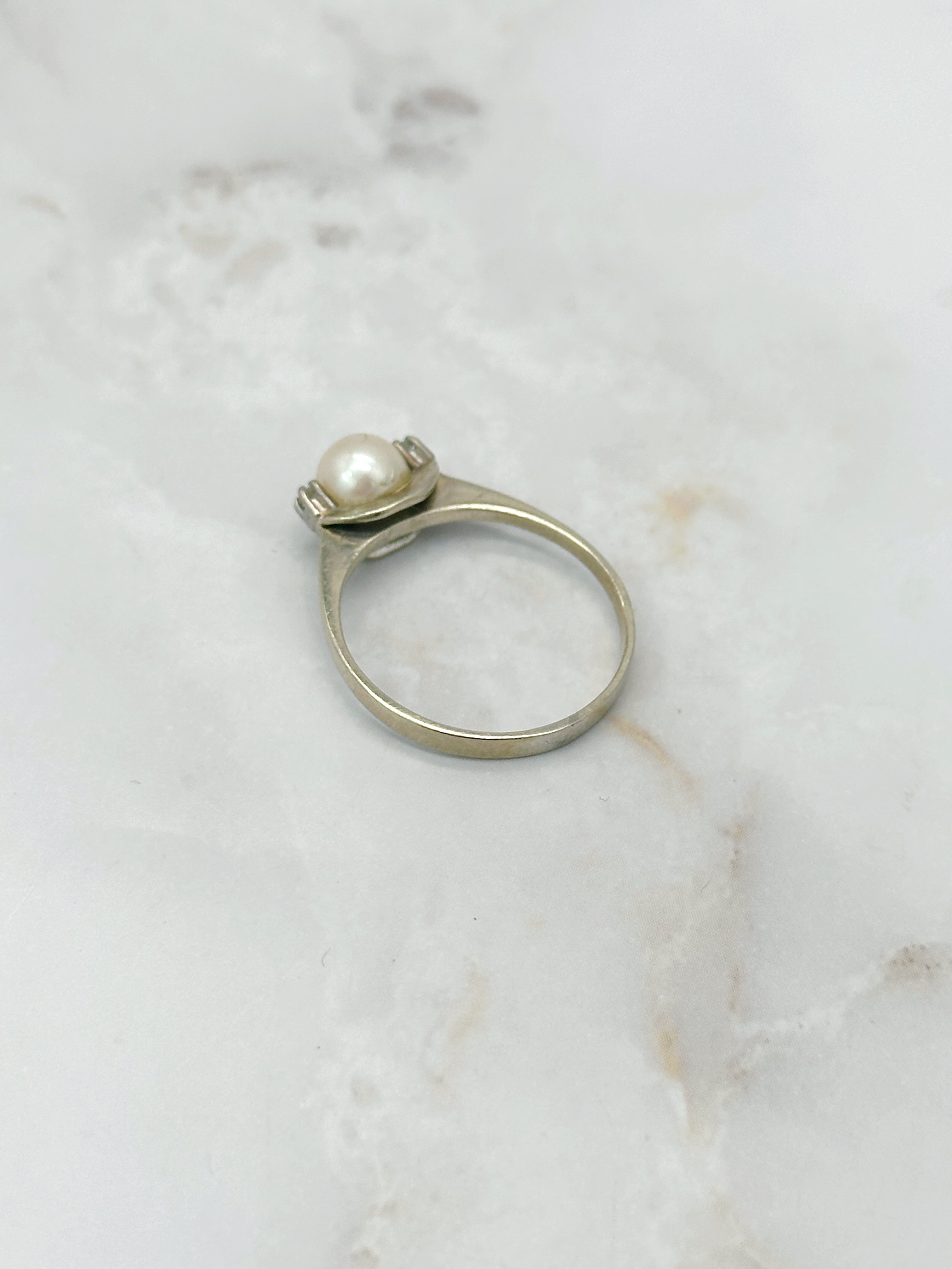 Vintage Ring in 585 Gelbgold mit Kulturperle