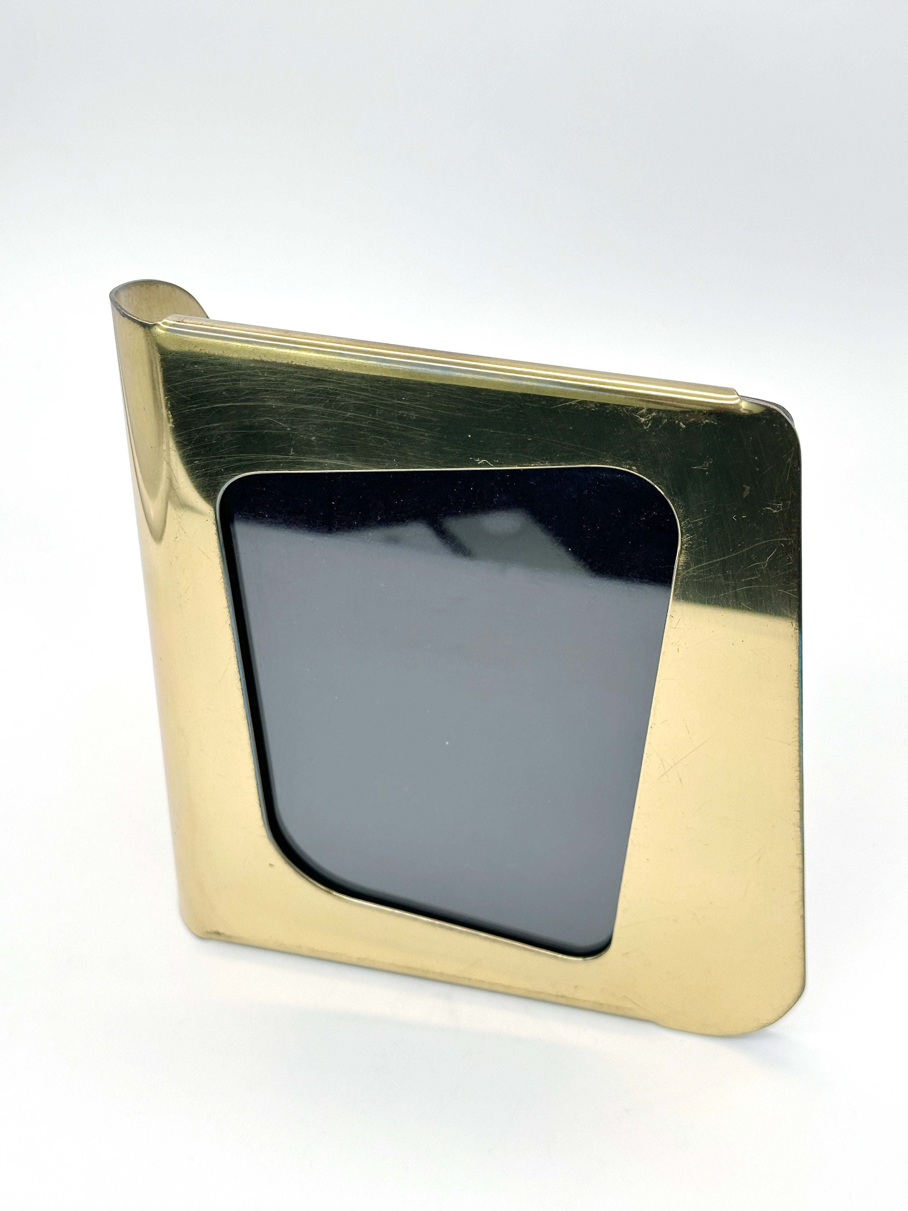 Seltener WMF Messing-Fotorahmen in ausgefallener Form um 1950