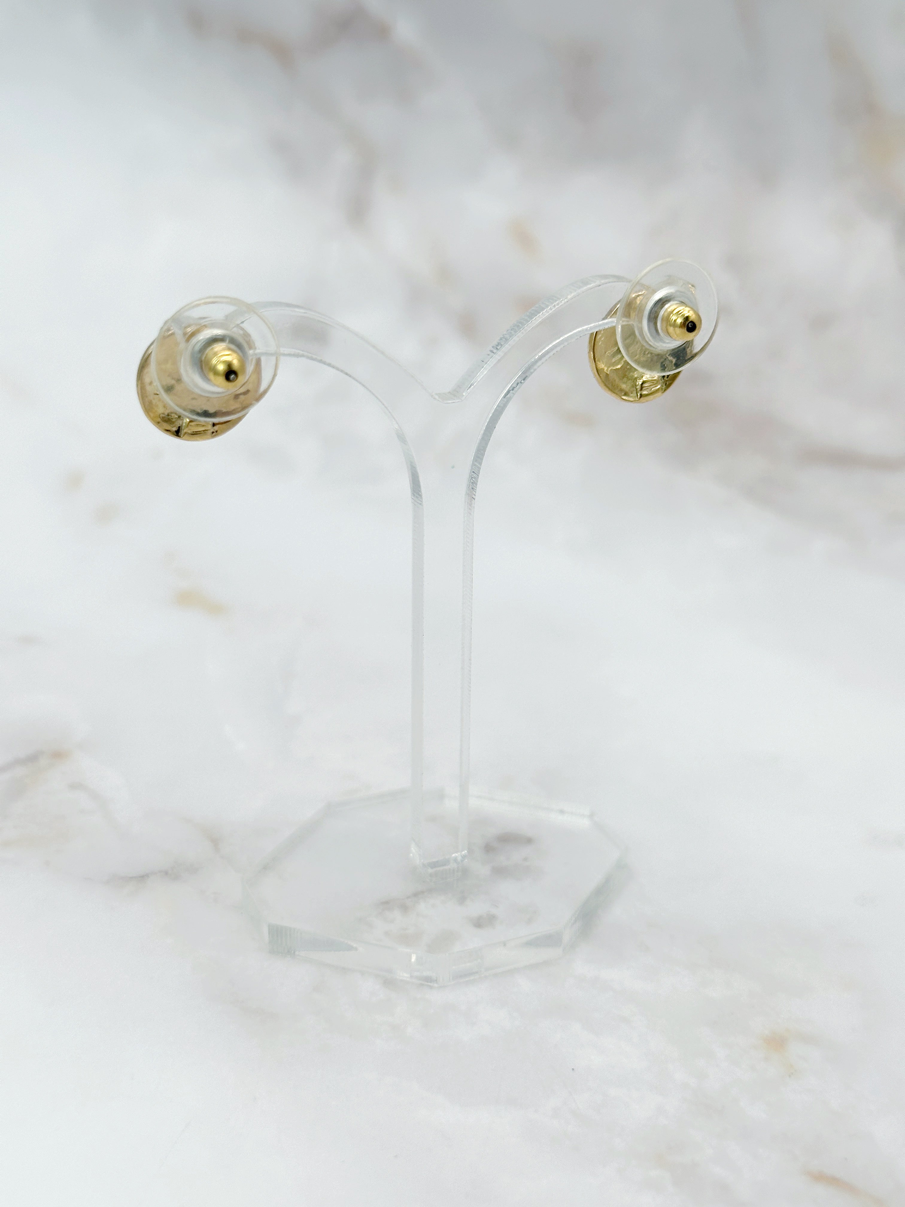 Vintage Ohrstecker mit Mallorca-Perle in Vergoldung