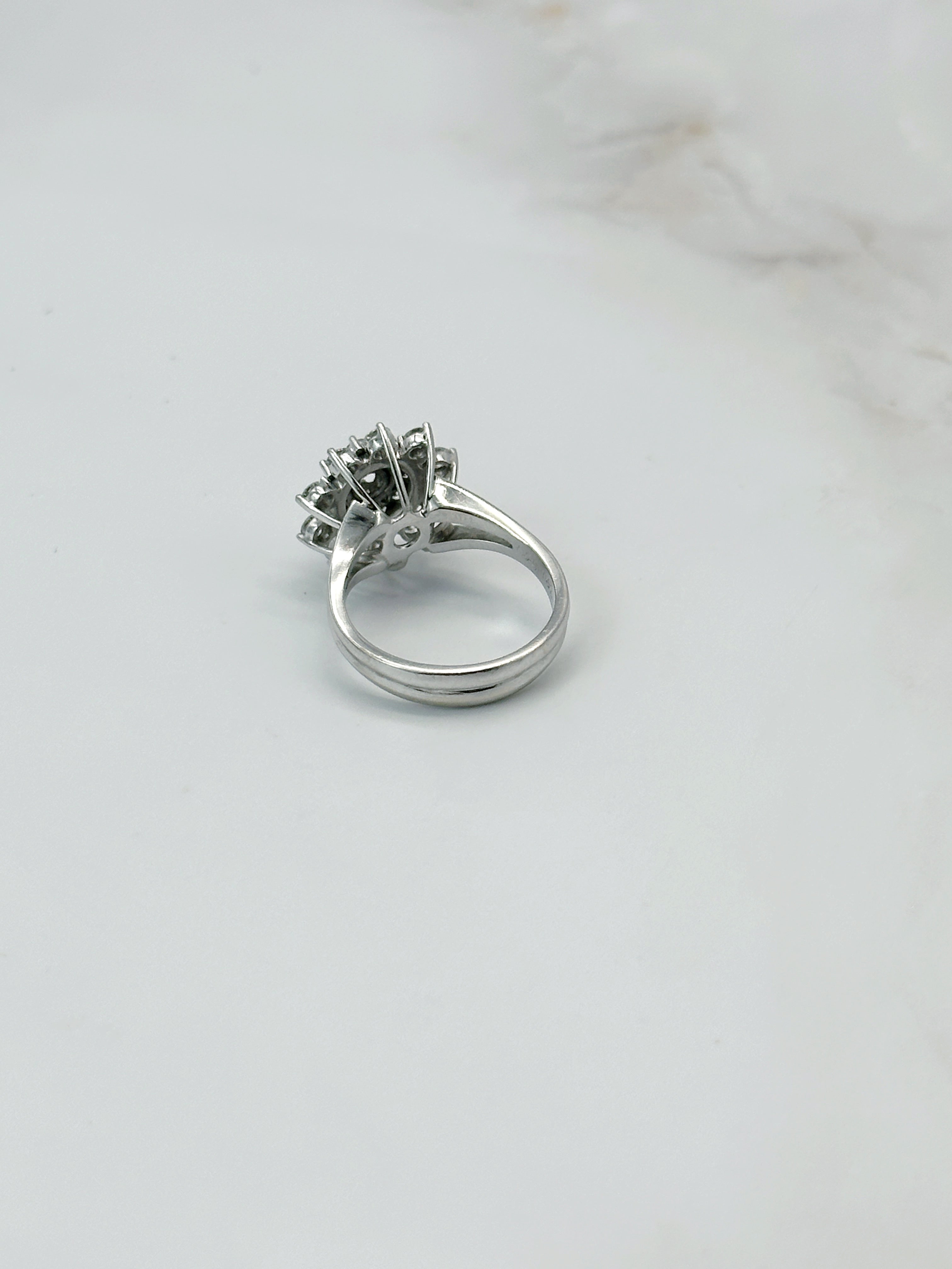 Funkelnder Diamant Cluster Ring in 585 Weißgold – ca. 1,18 ct