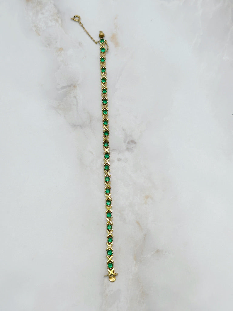 Vintage tennis bracelet with green sparkle