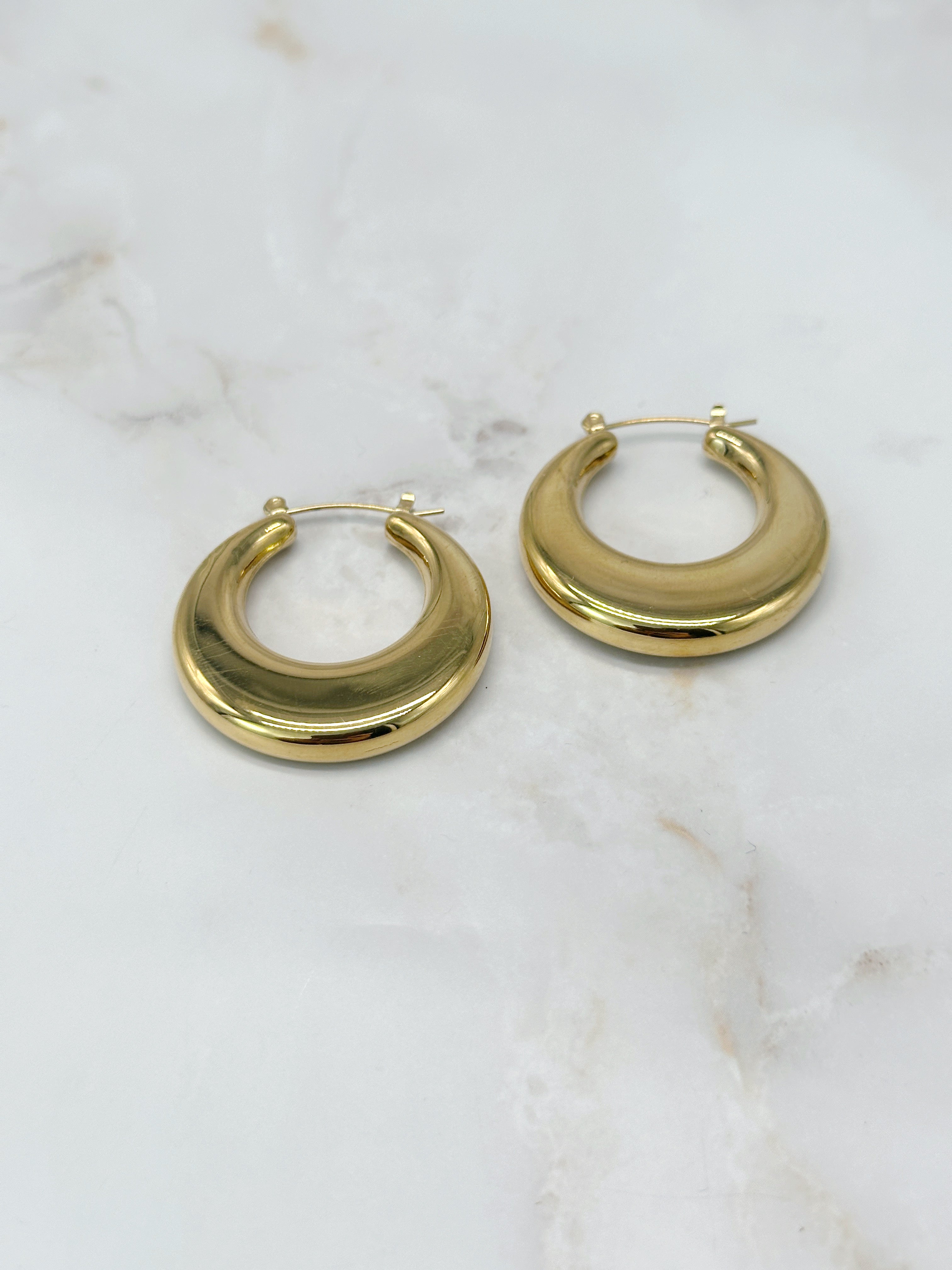 Breite vergoldete Vintage Creolen