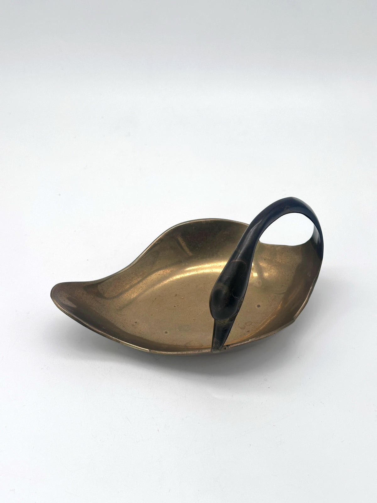 Mid-Century Schwanenschale aus Messing um 1950