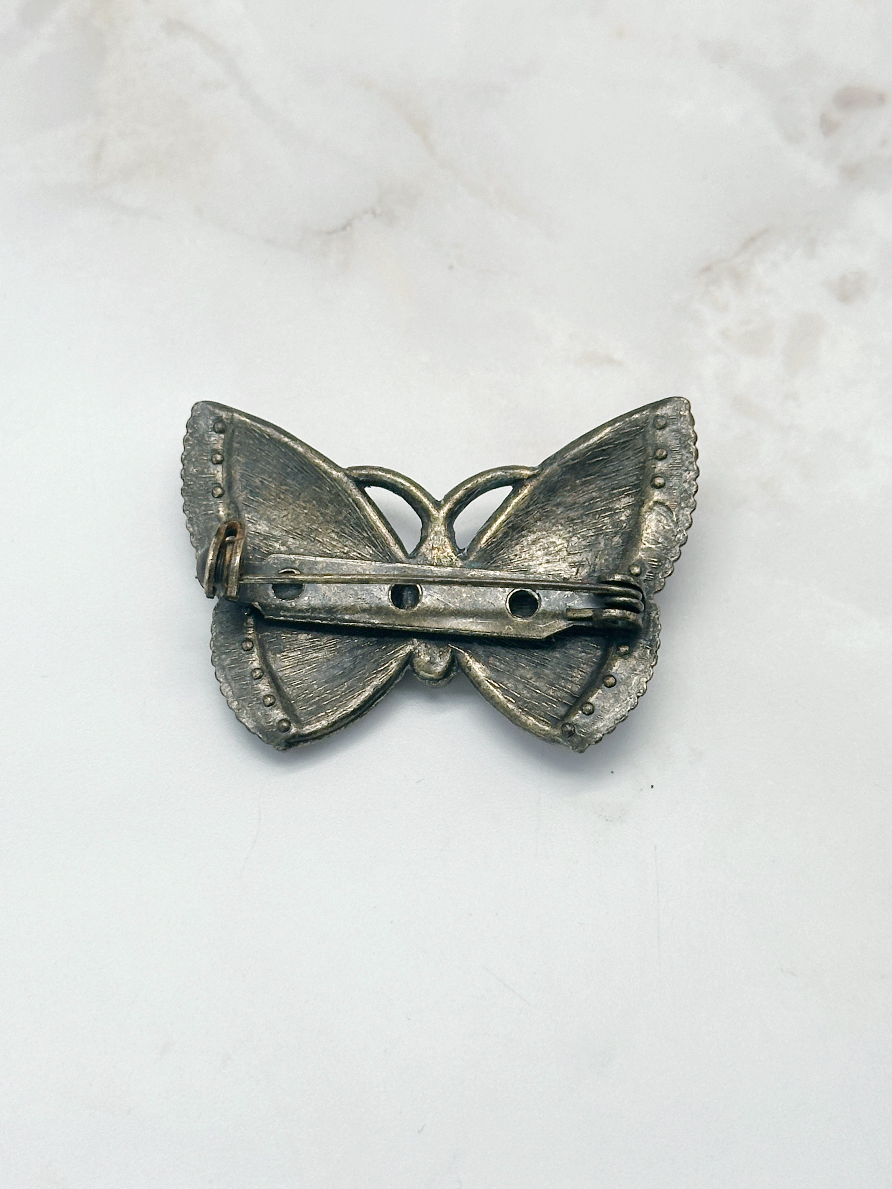 Bezaubernde Vintage Brosche in Schmetterlingsform