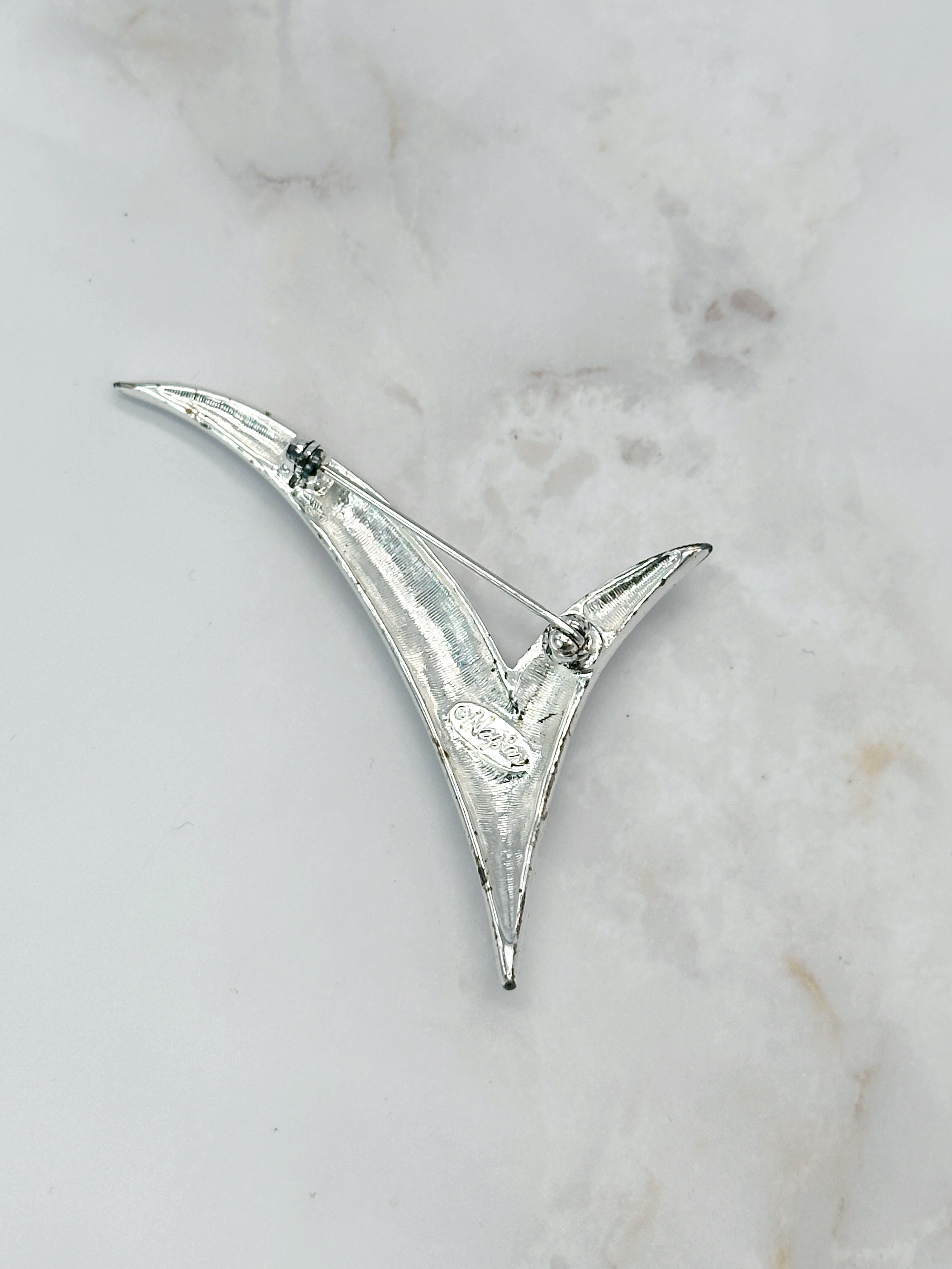 Elegante Vintage Brosche von Napier, rhodiniert mit Strass