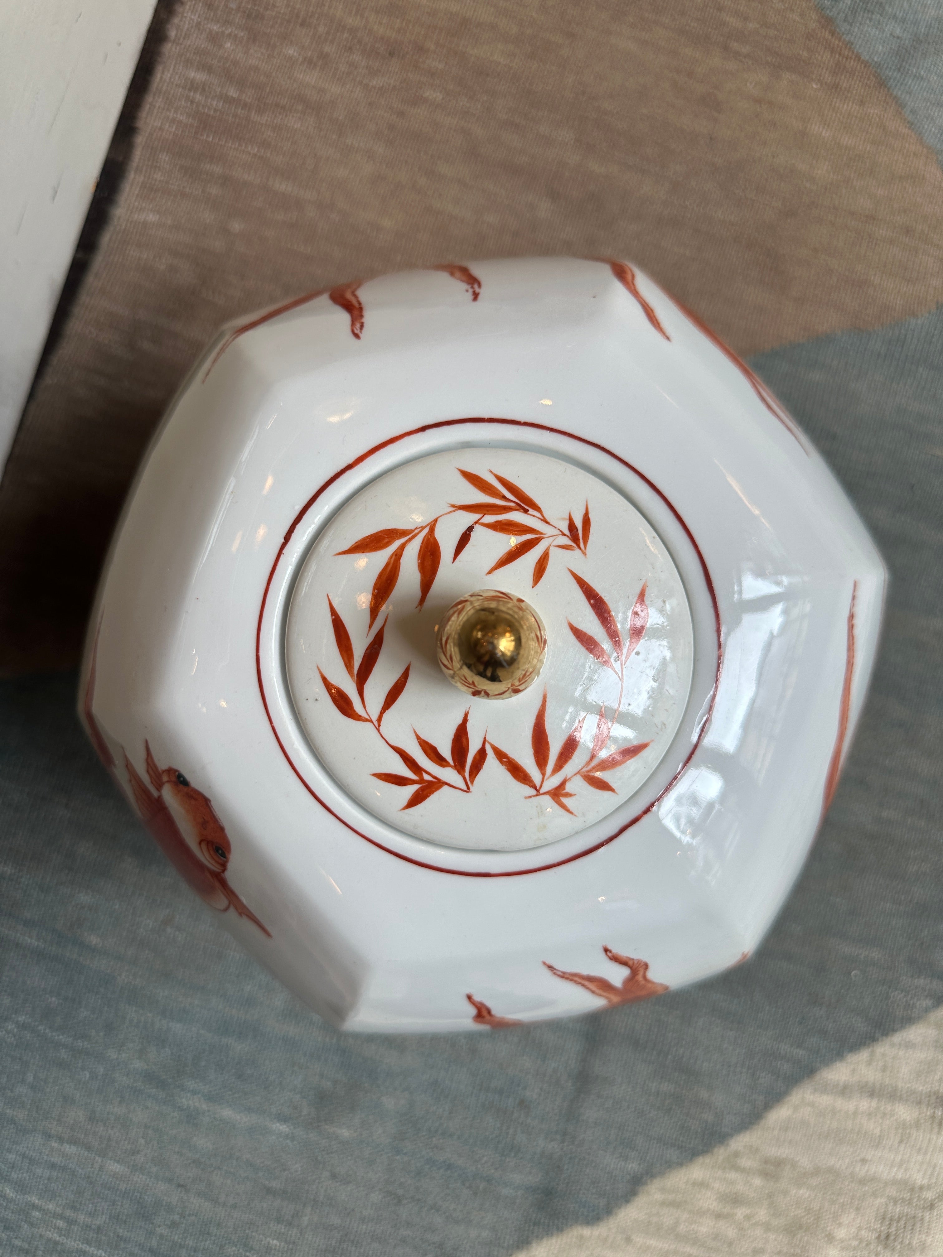 Vintage chinesischer Ingwertopf mit Koi-Motiv um 1950