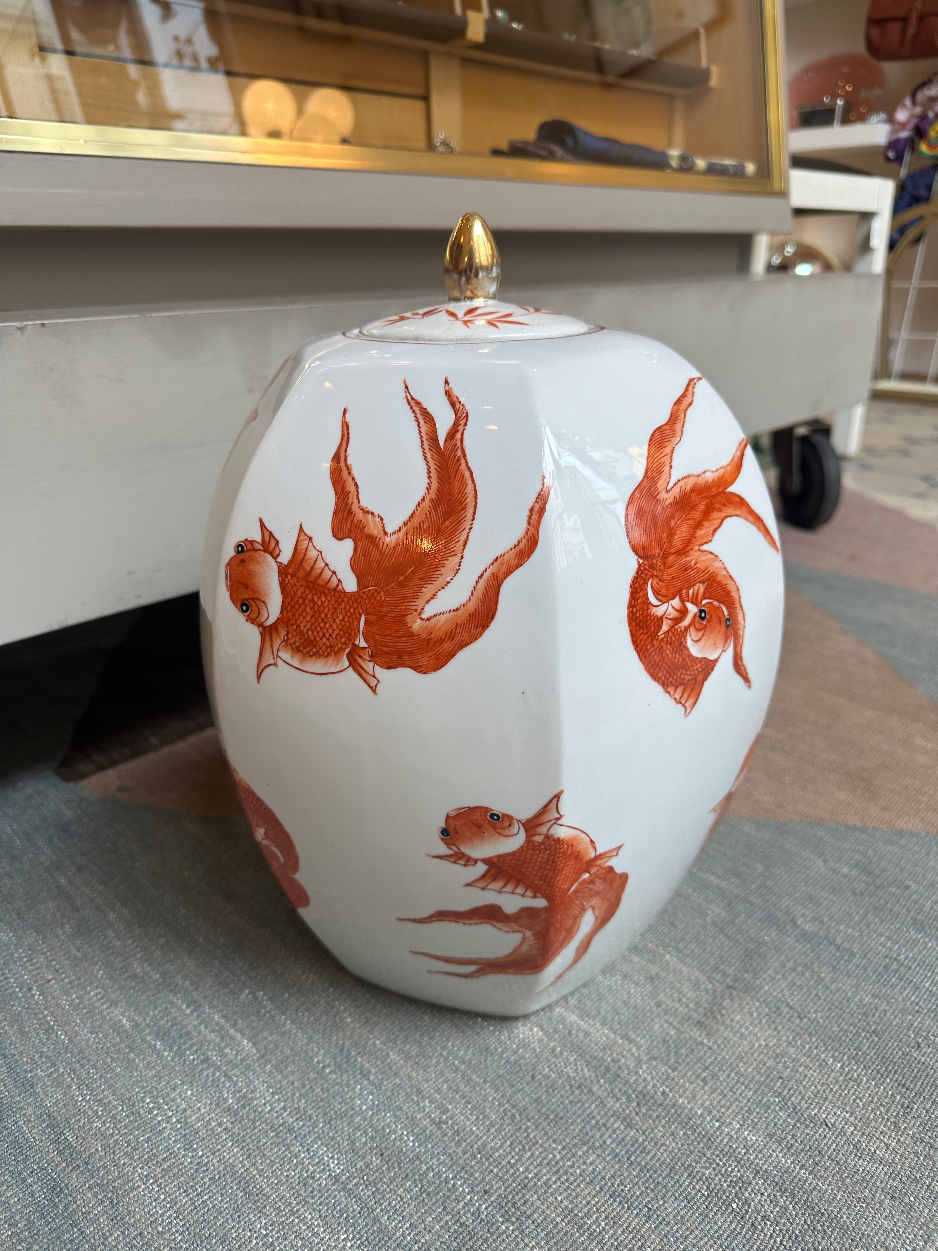 Vintage chinesischer Ingwertopf mit Koi-Motiv um 1950