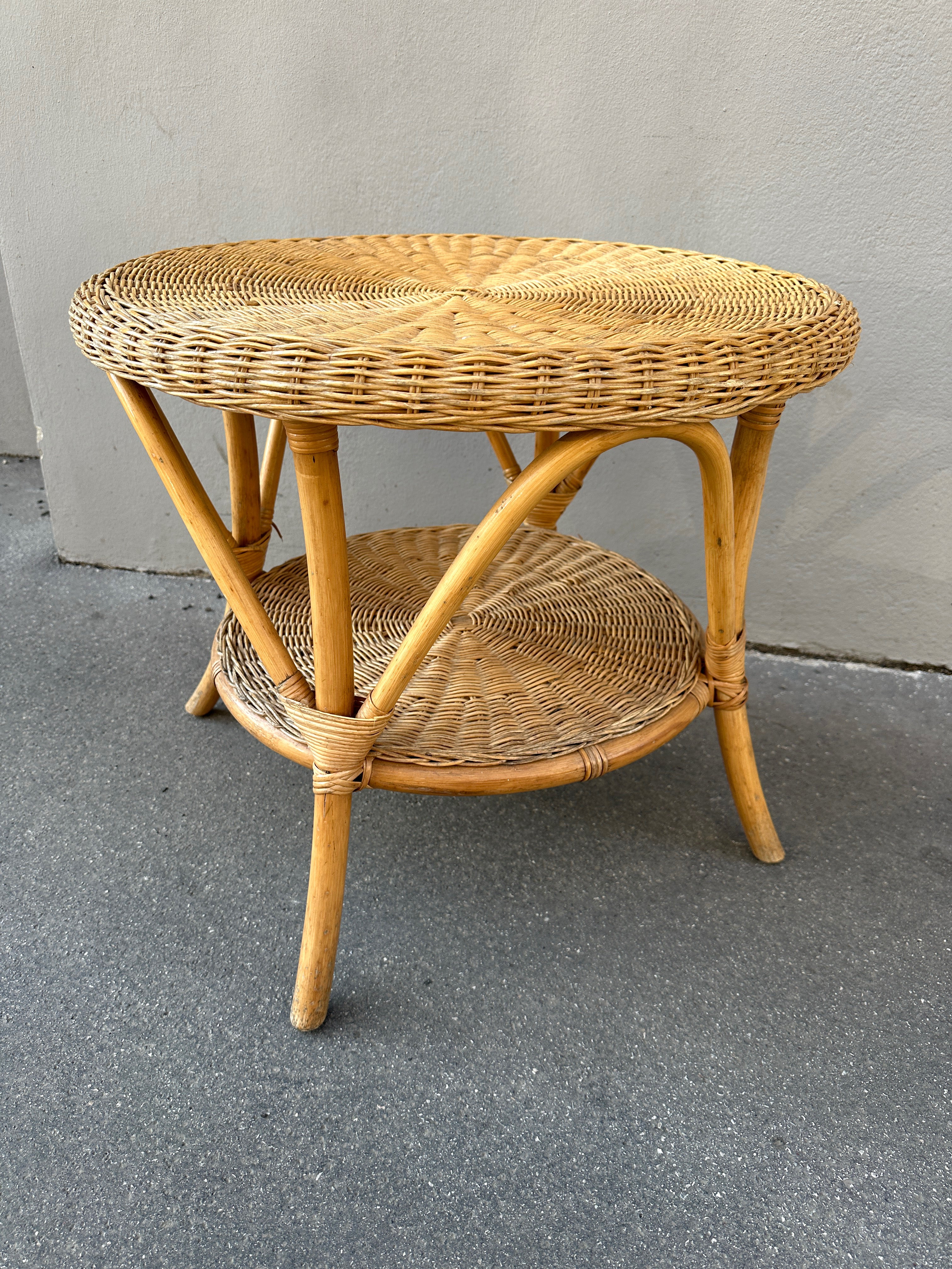 Runder Vintage Rattan Tisch, um 1970