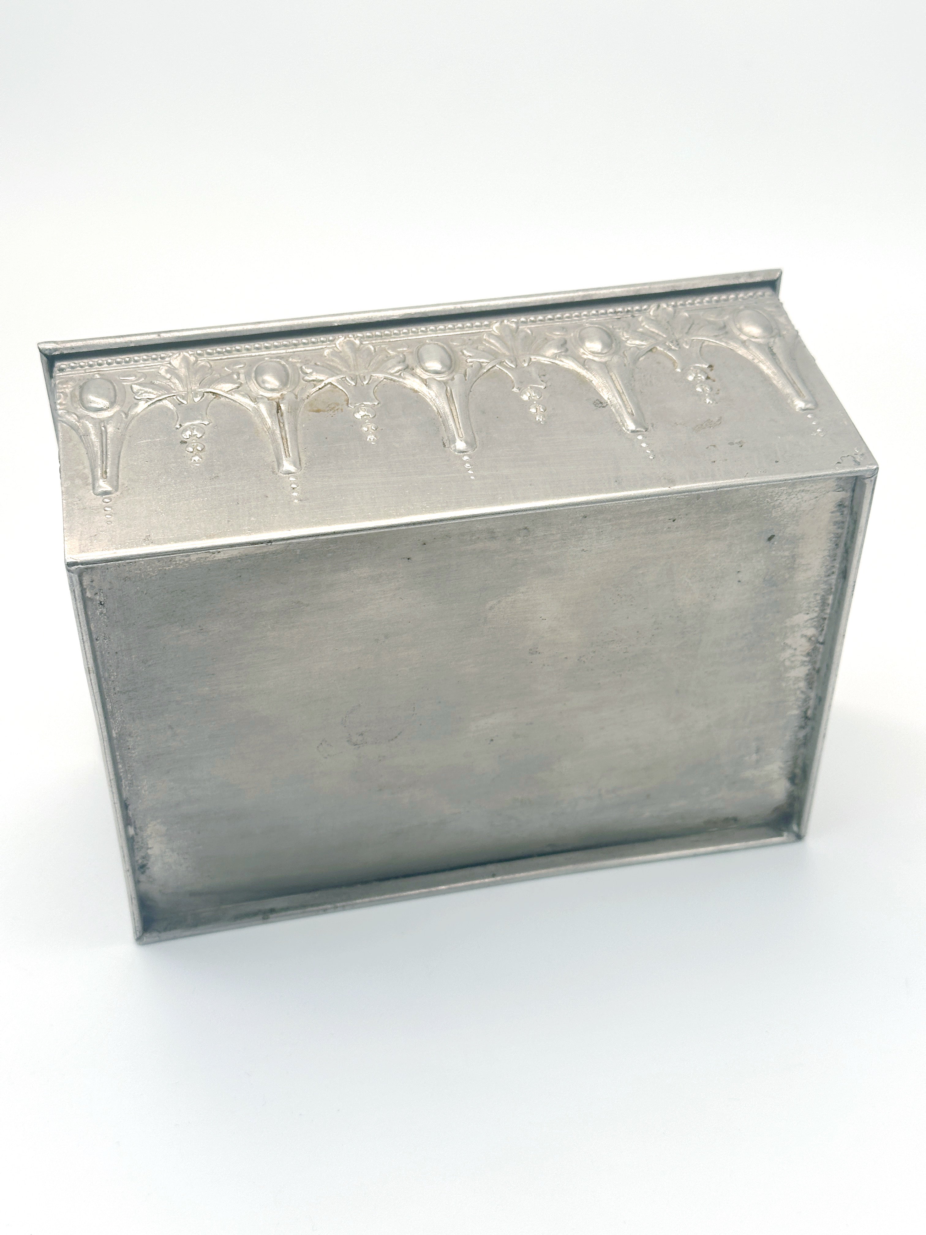 Vintage Metalldose mit Jagdmotiv Hund