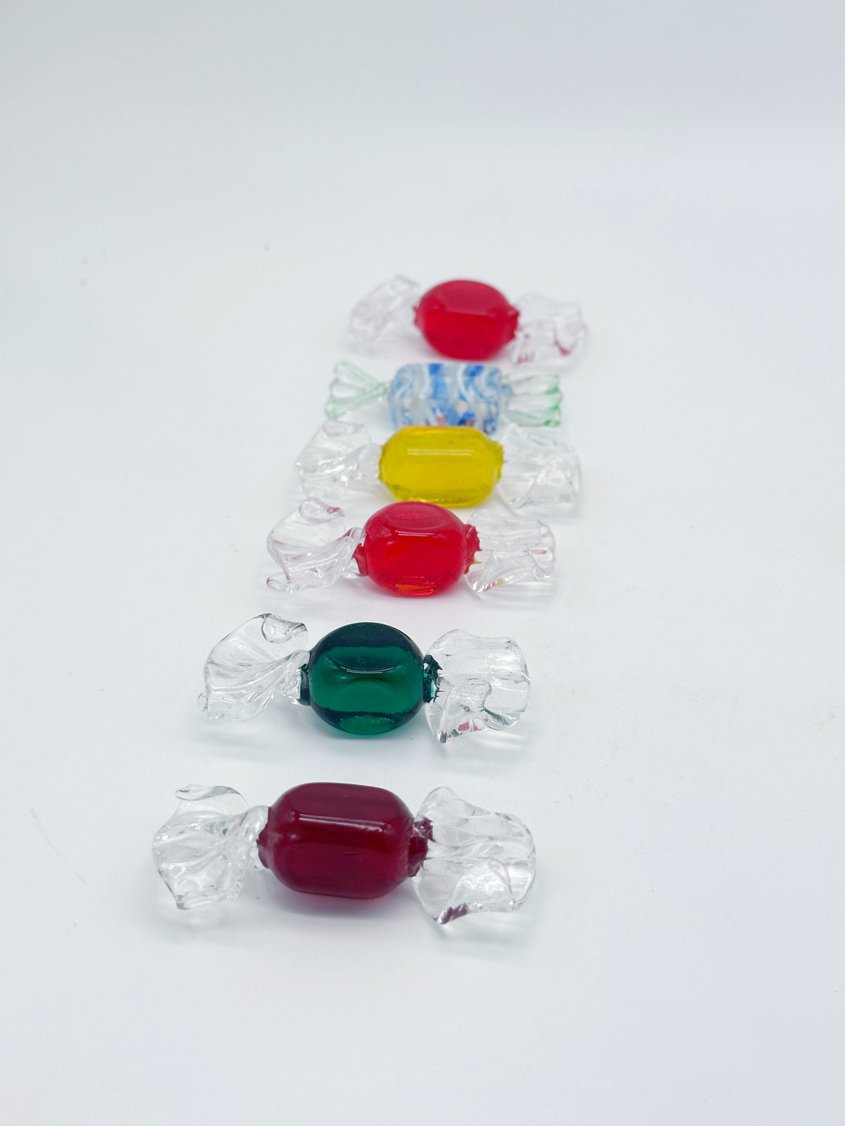 Messerbänkchen aus Muranoglas in Bonbonform – verspieltes 6er-Set
