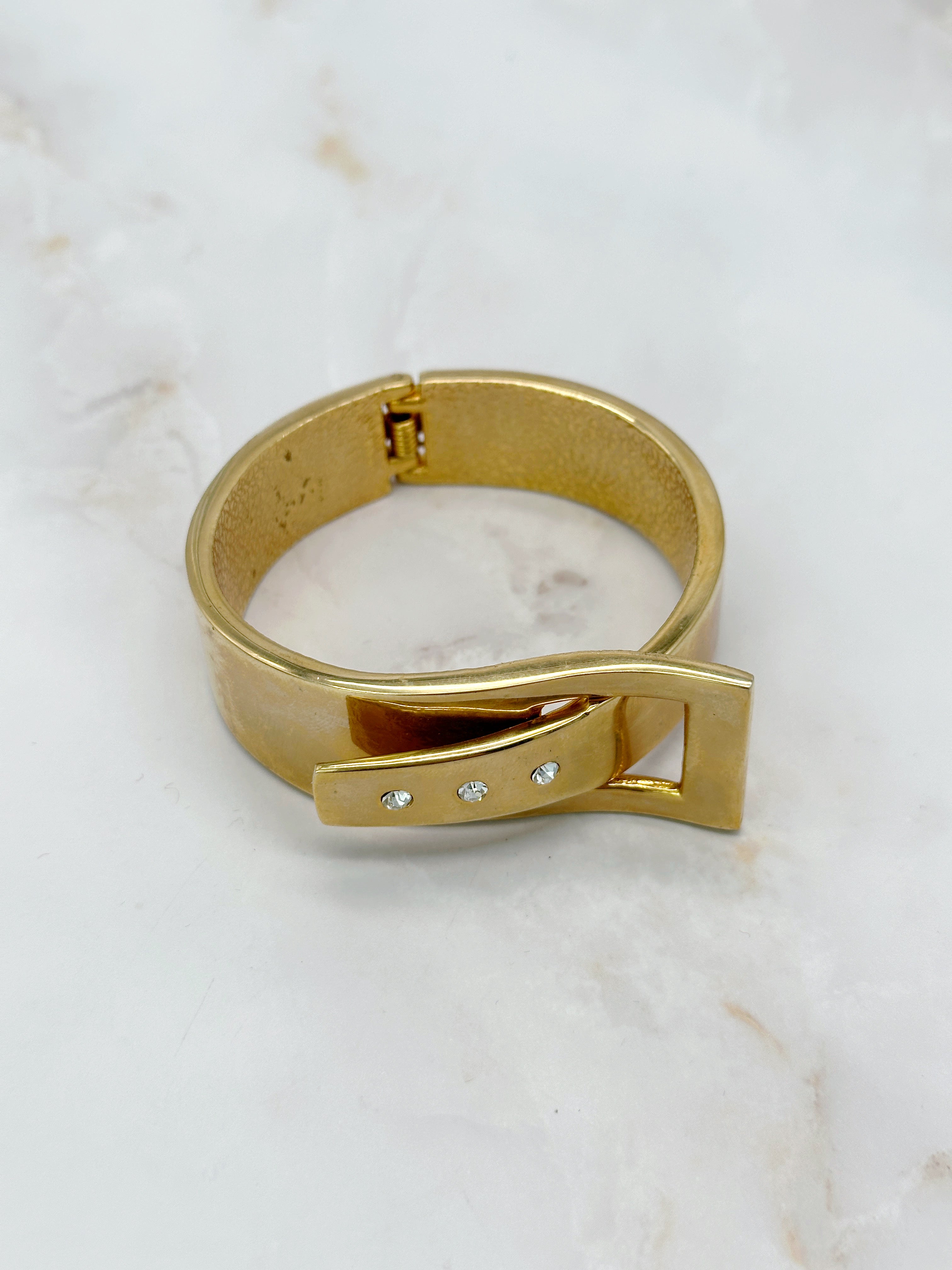 Vintage bracelet with belt buckle motif