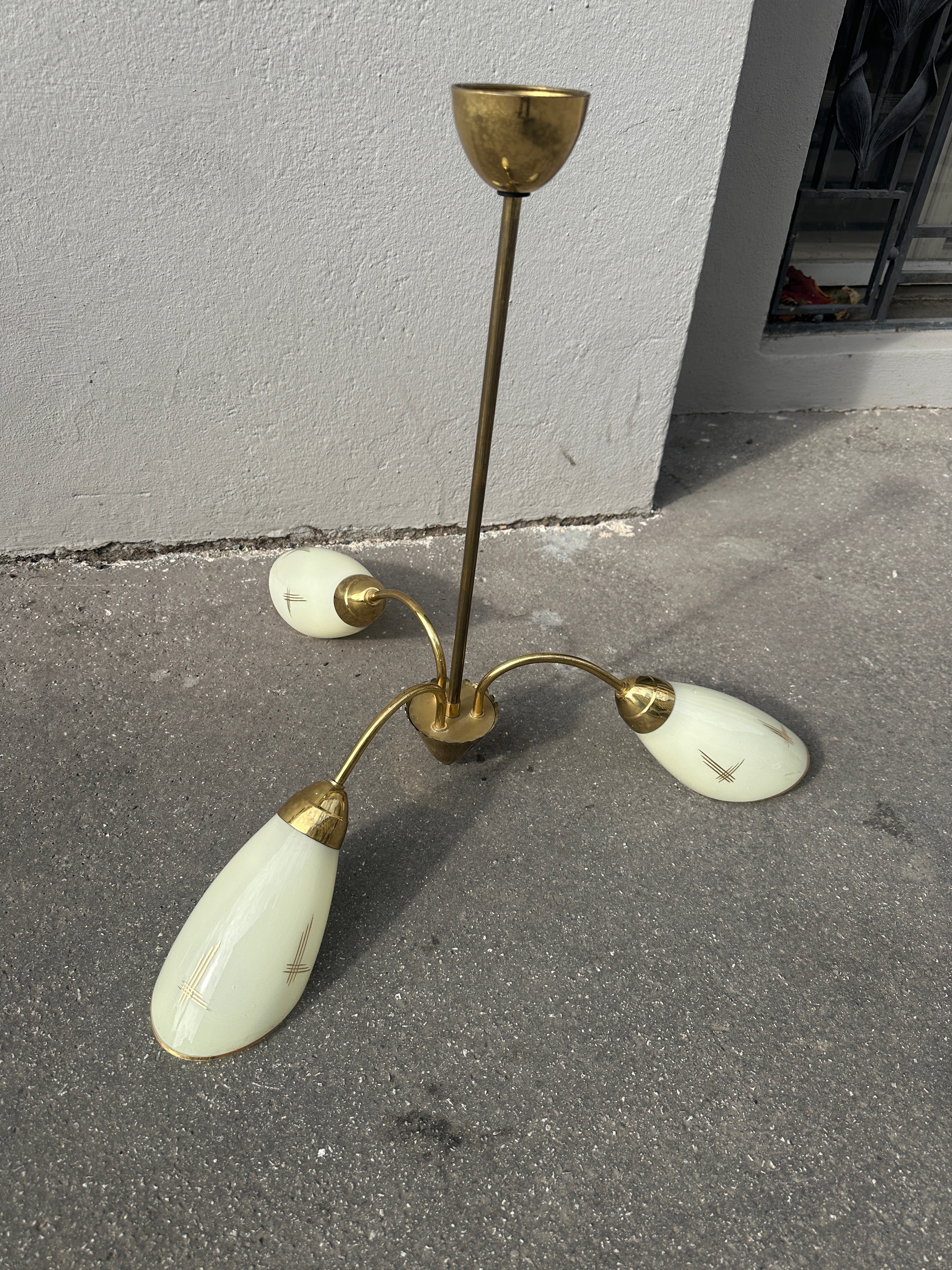 Vintage Messing-Luster der 50er Jahre mit Glastüten