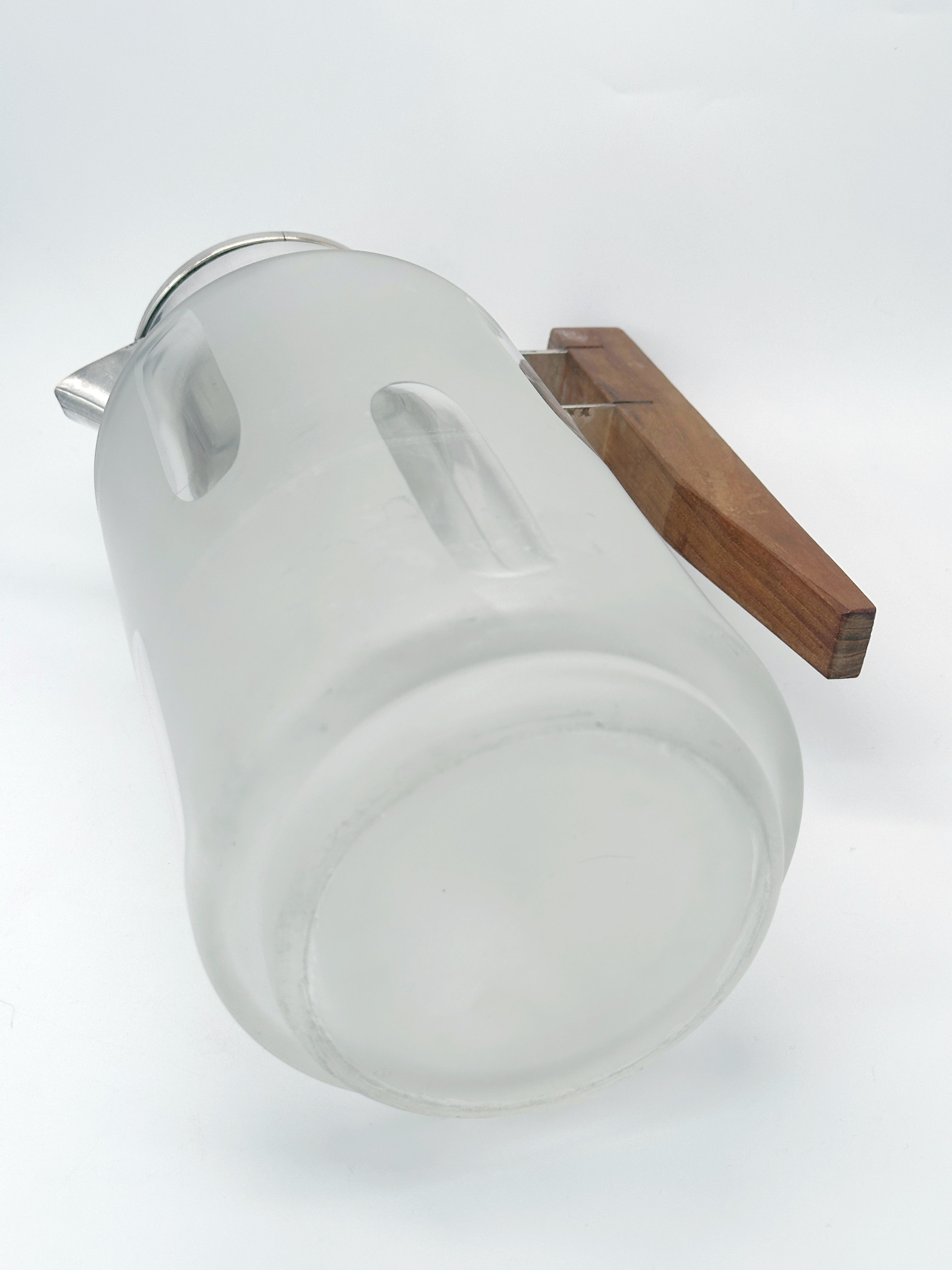 Vintage Kalte Ente aus Milchglas mit Holzgriff und Versilberung