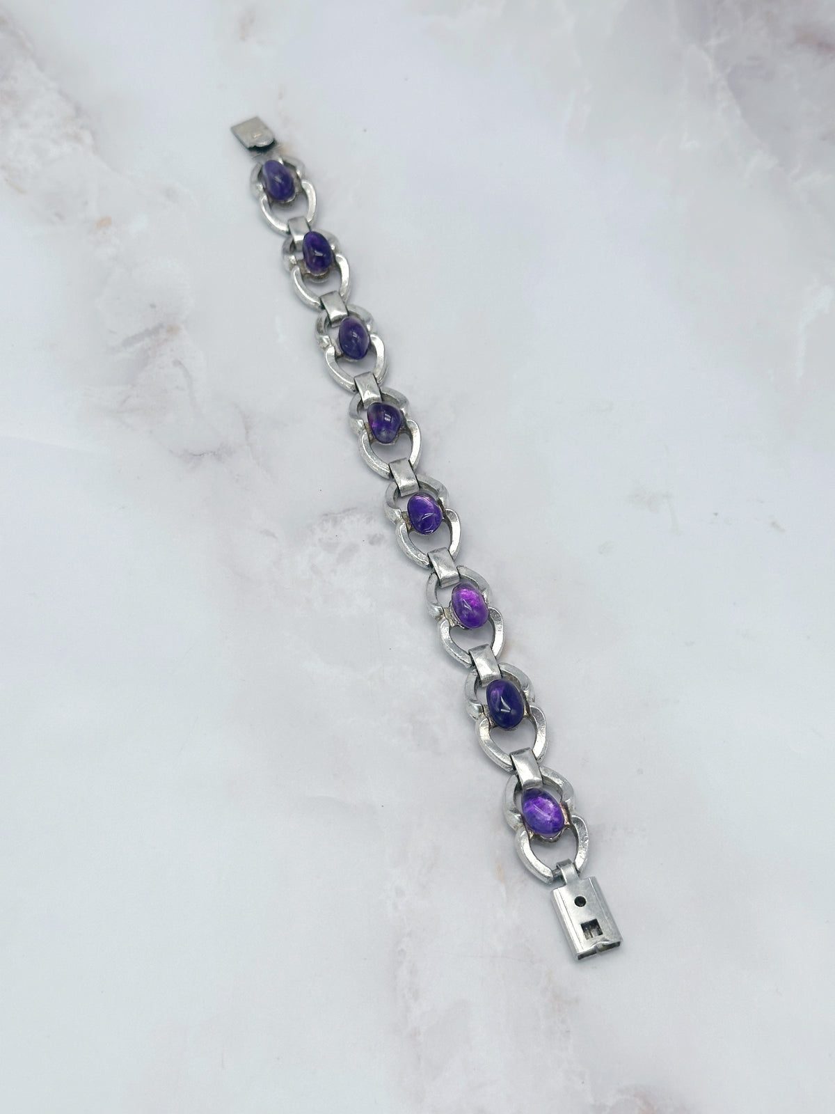 Vintage Armband mit Amethyst und silberfarbenen Gliedern