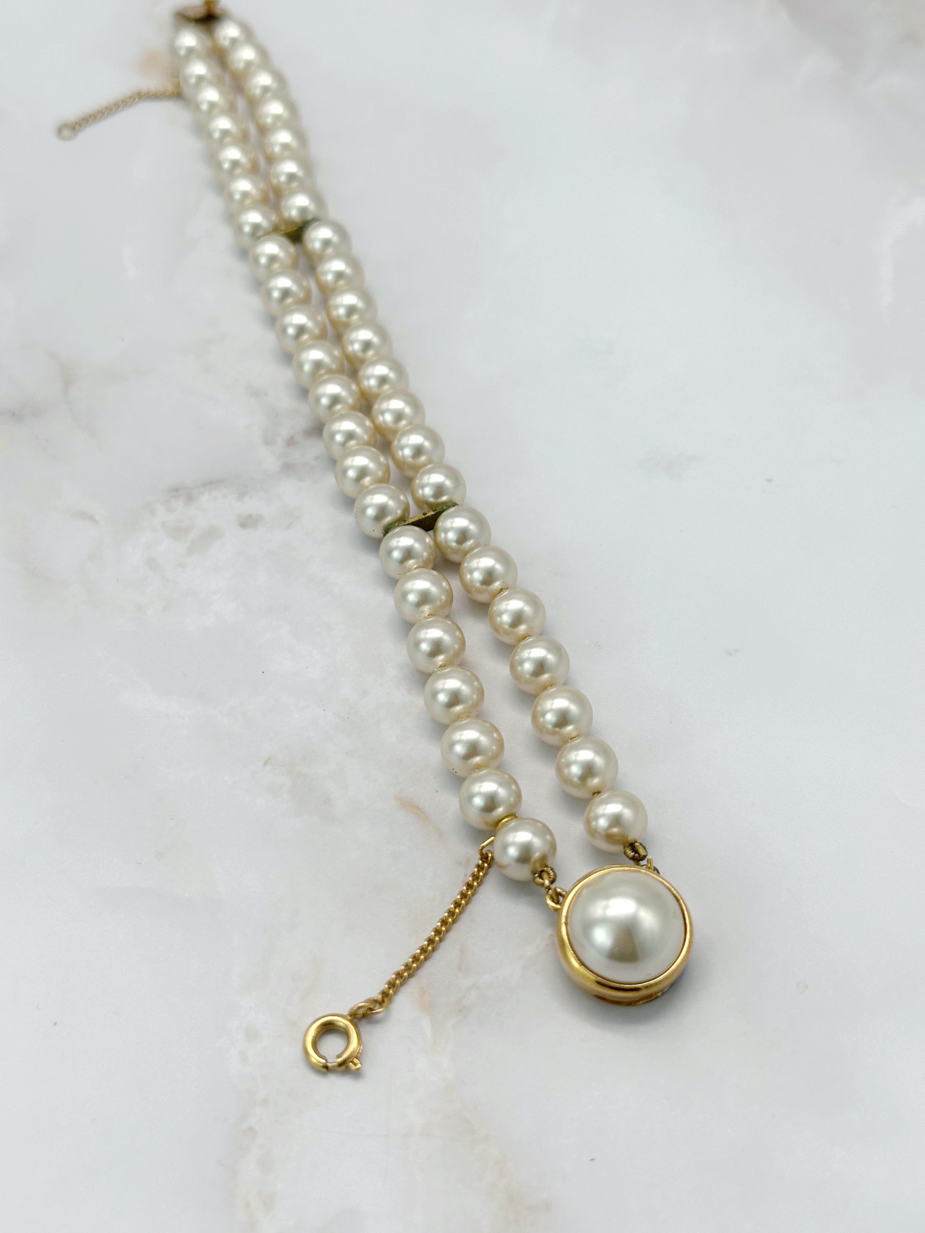 Zweireihiges Vintage Armband mit Mallorca-Perlen und vergoldetem Silberverschluss