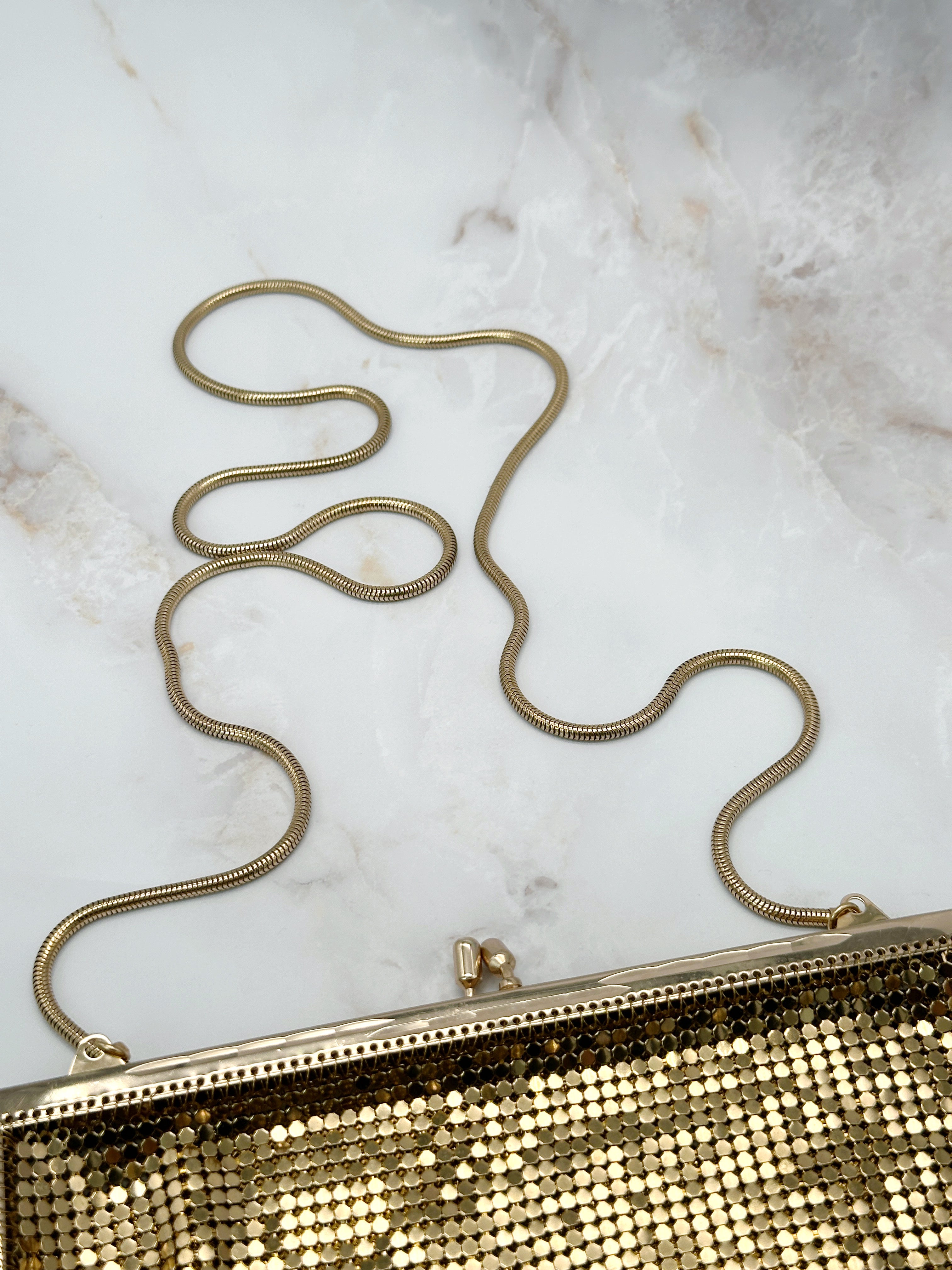 Vintage Handtasche aus vergoldetem Kettenhemd