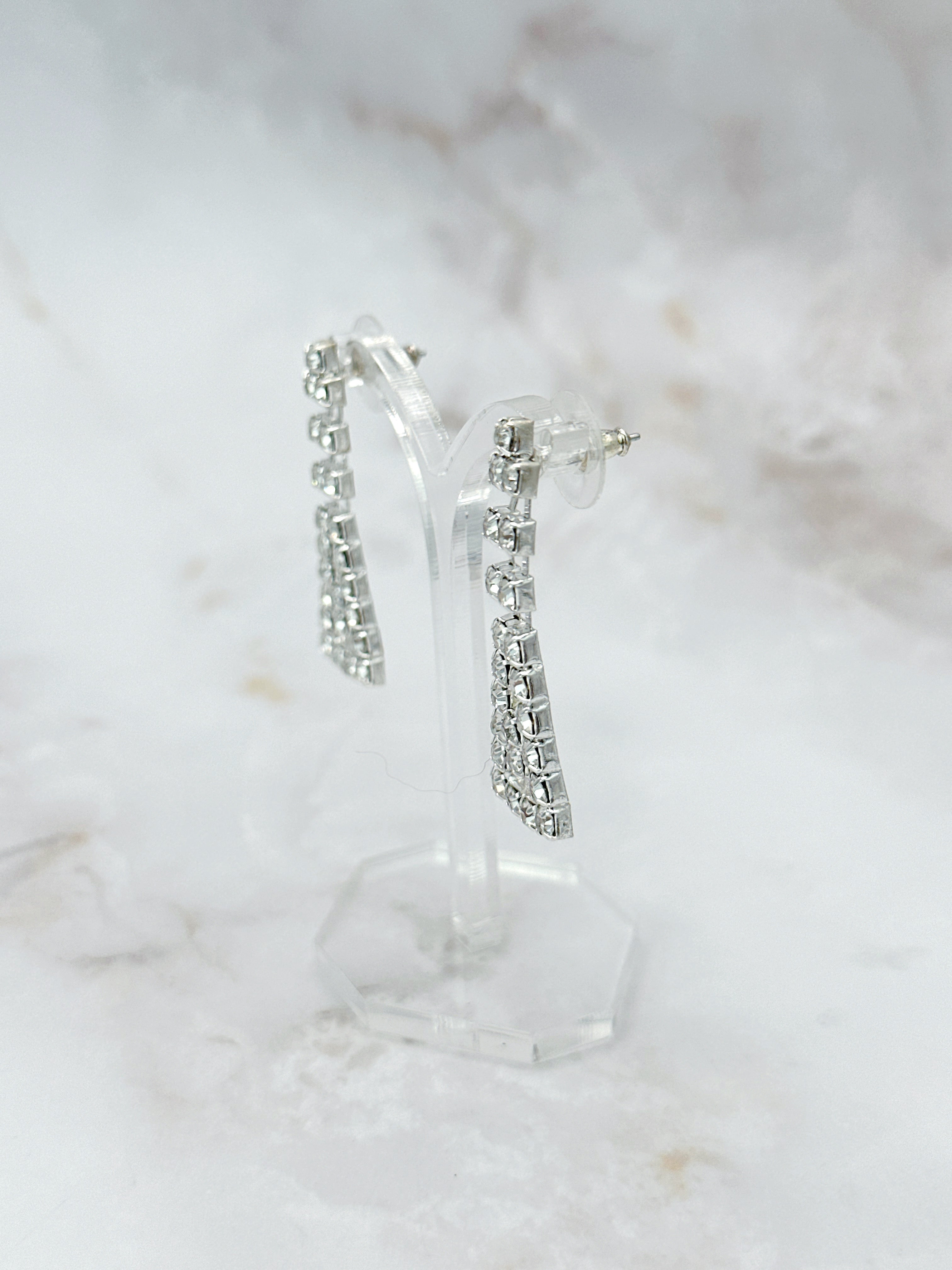 Ohrstecker im Art Déco Stil mit Strass