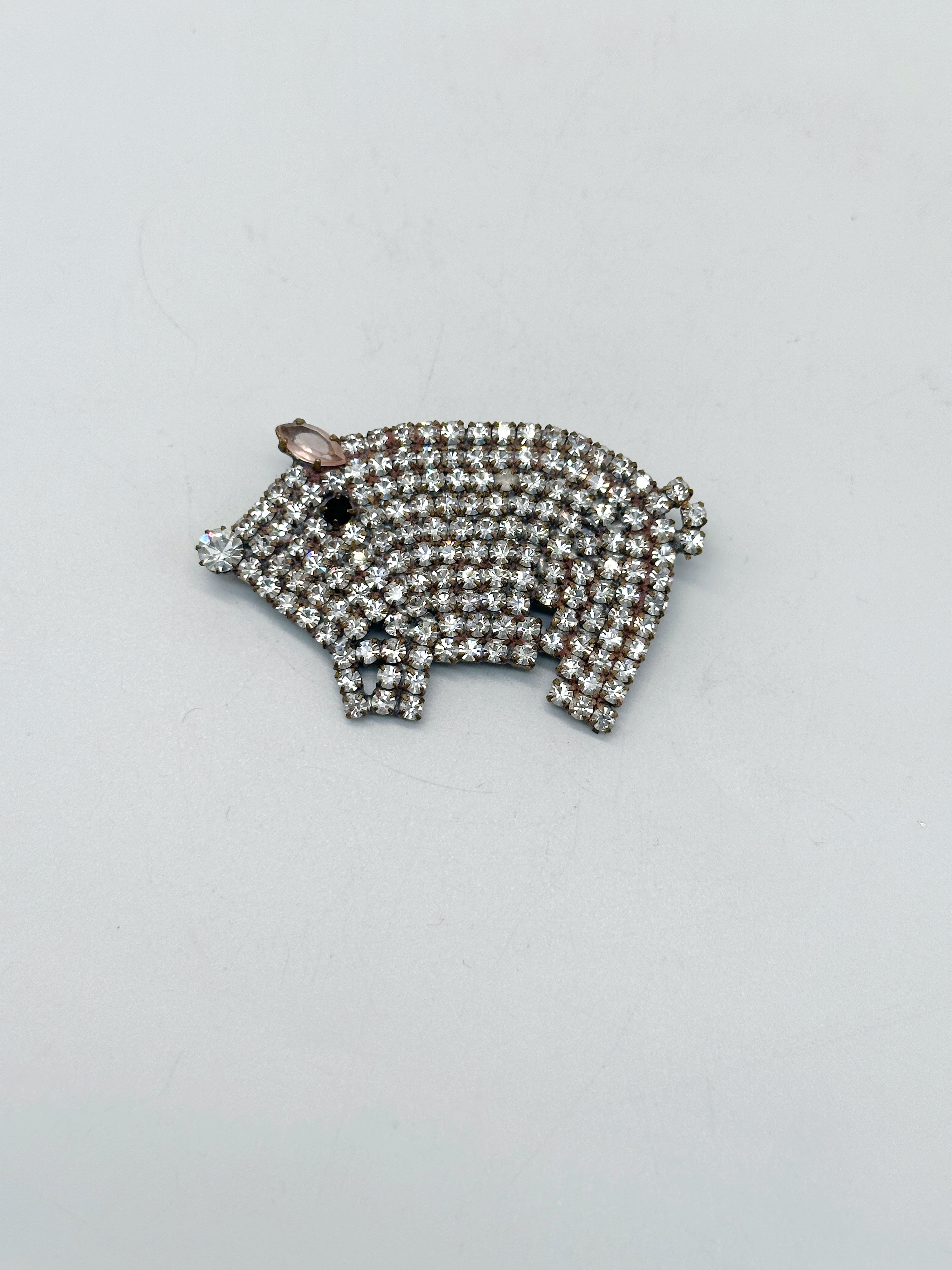 Funkelnde Gablonzer Brosche Glücksschwein