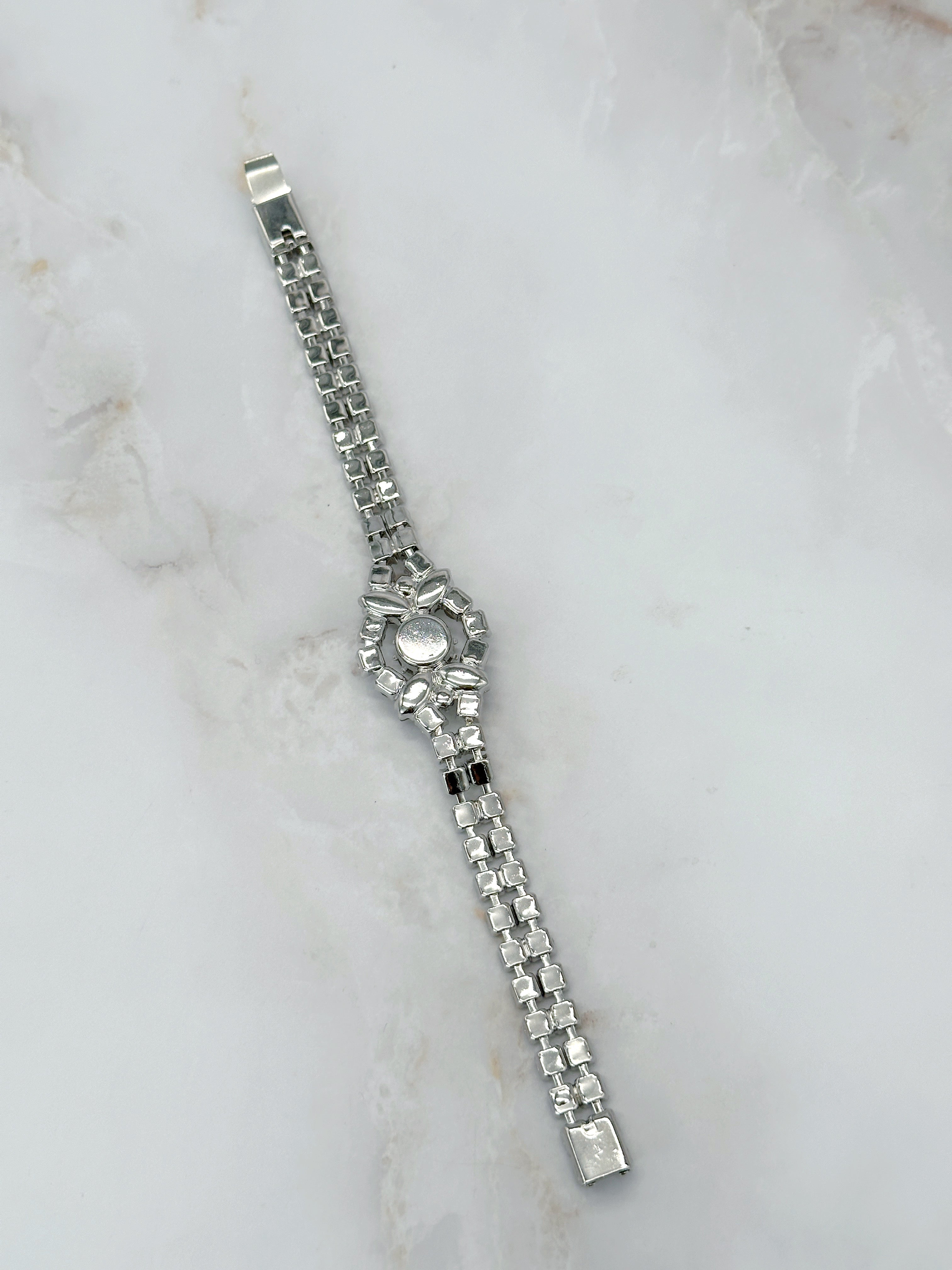 Vintage Strass Armband mit ovalem Mittelelement